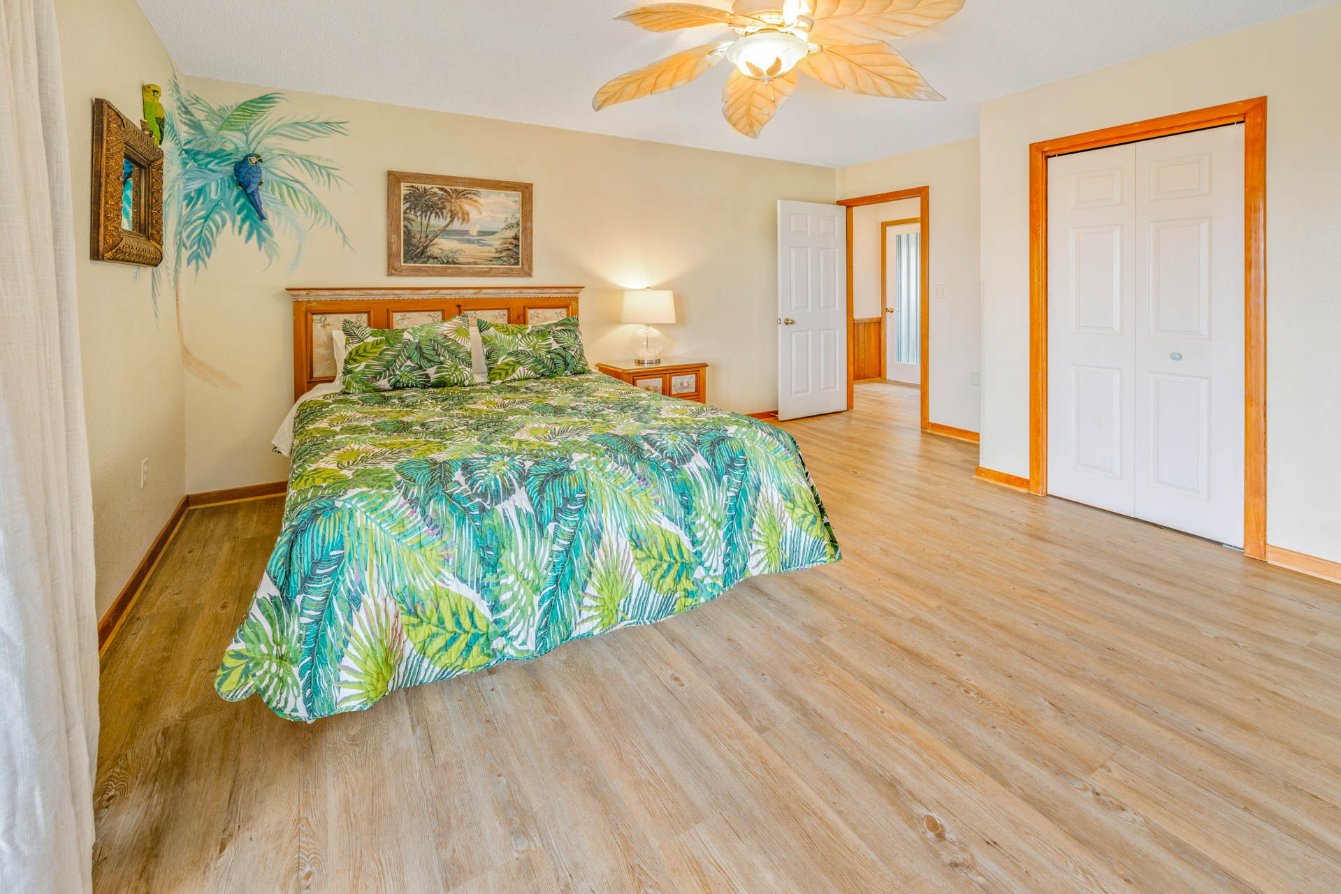 Surf Or Sound Realty 1194 Carolina Girl Bedroom 3 3