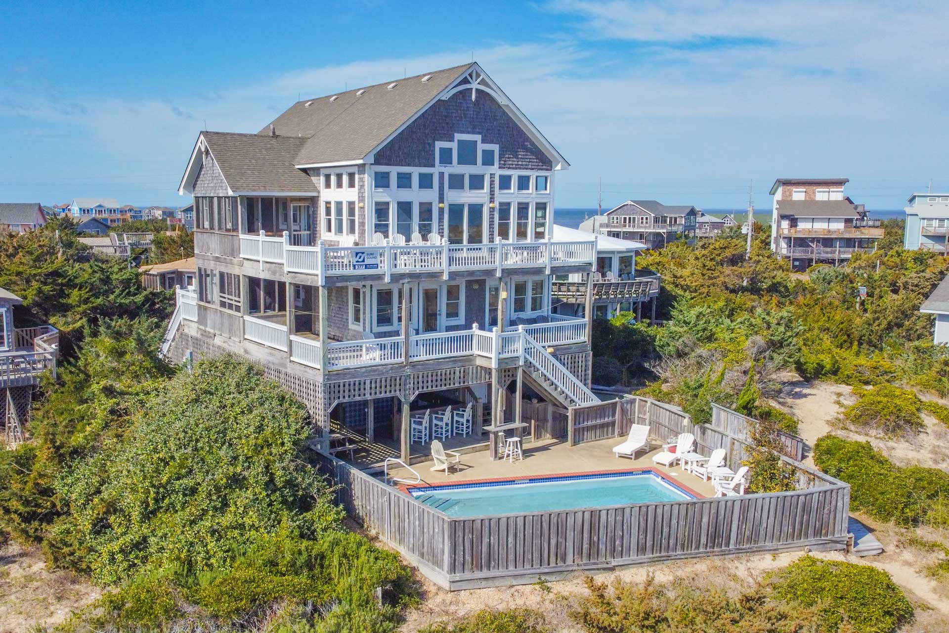 Surf Or Sound Realty 377 Hatteras Moon Exterior 4