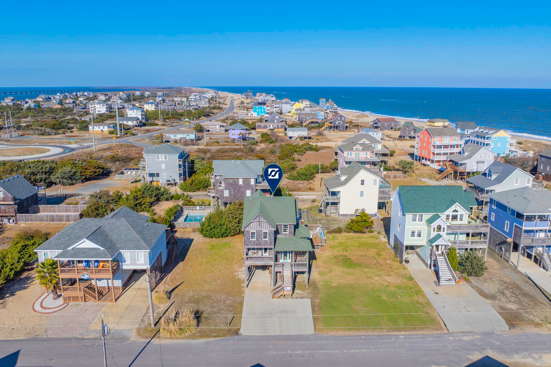 Surf Or Sound Realty 902 Triple Fins Exterior 10 Pin