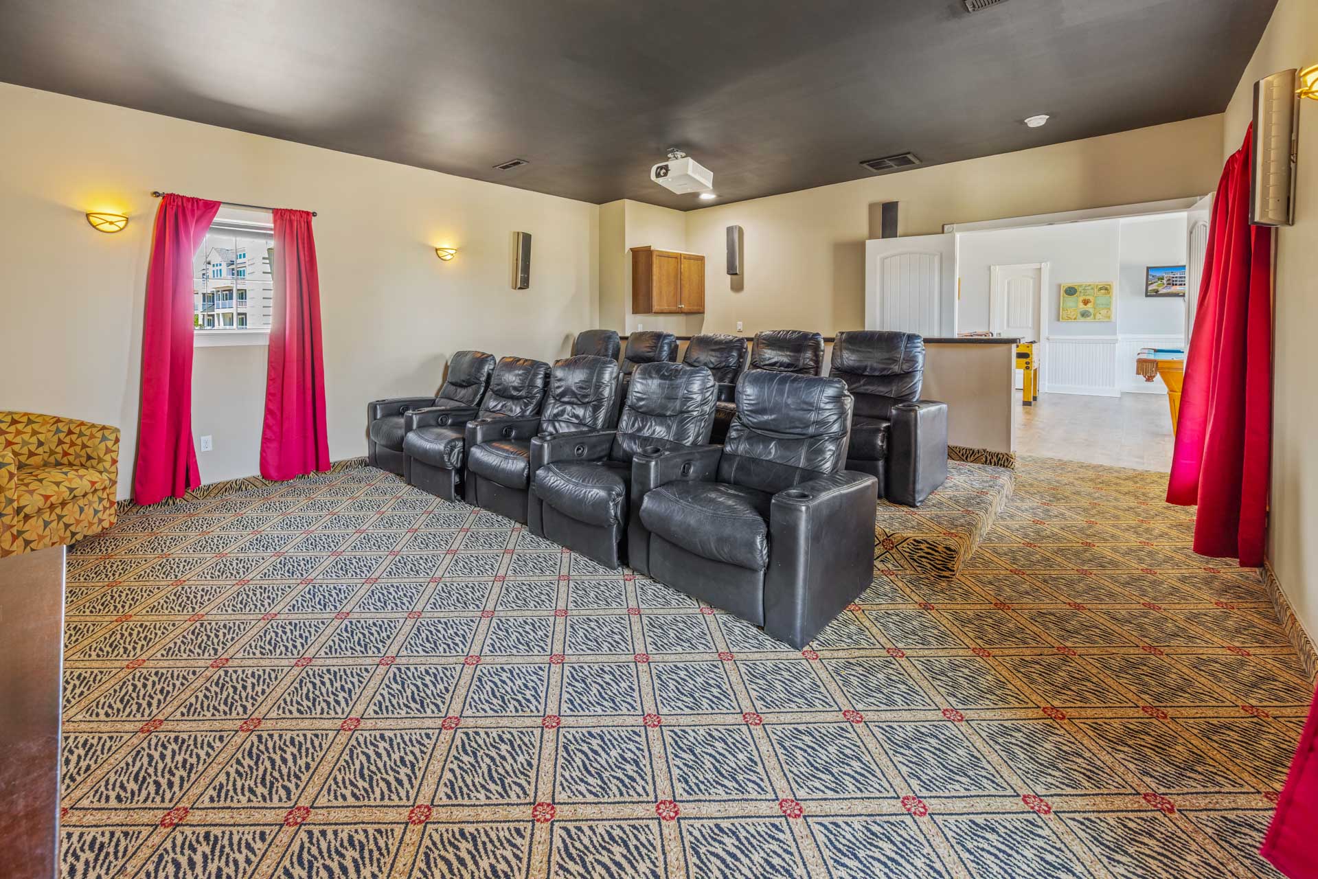Surf Or Sound Realty 685 Shooting Star Theater Room 2