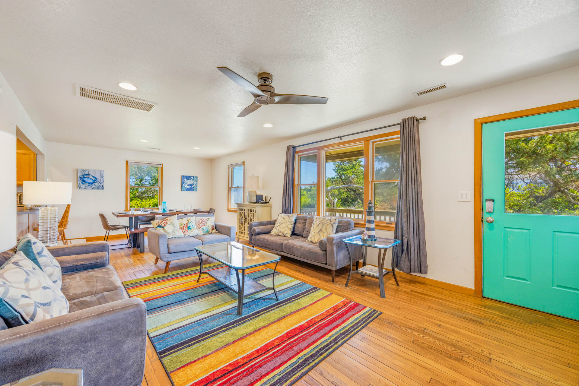 Surf Or Sound Realty 171 Boreas Great Room 2
