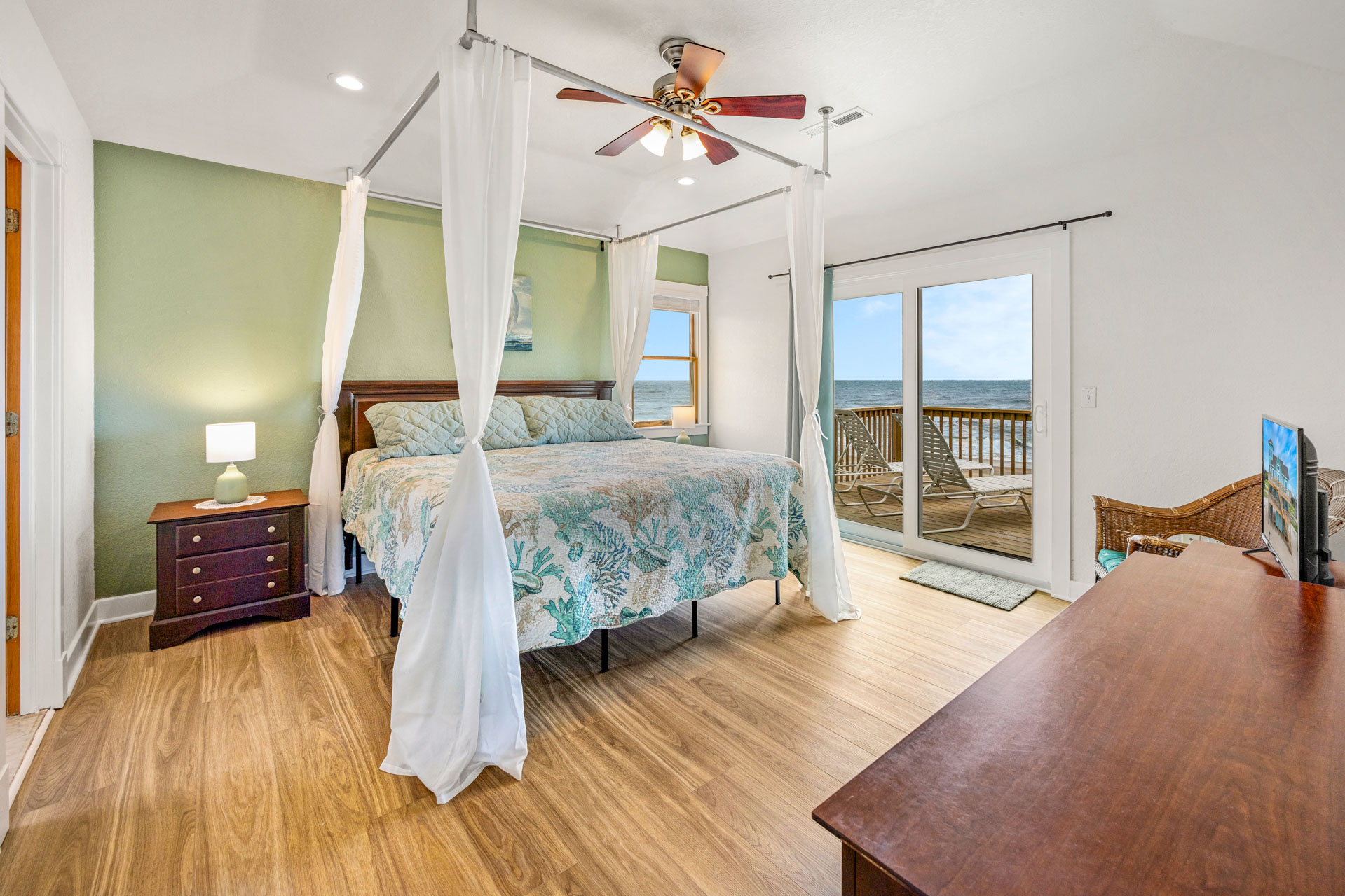 Surf Or Sound Realty 180 Perfect Peace Bedroom 1 1