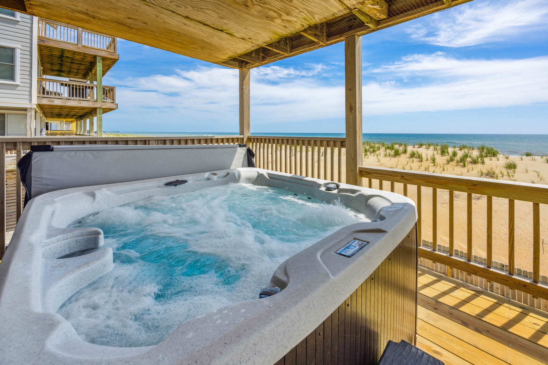 Surf Or Sound Realty 1214 Dream Gables Hot Tub 2