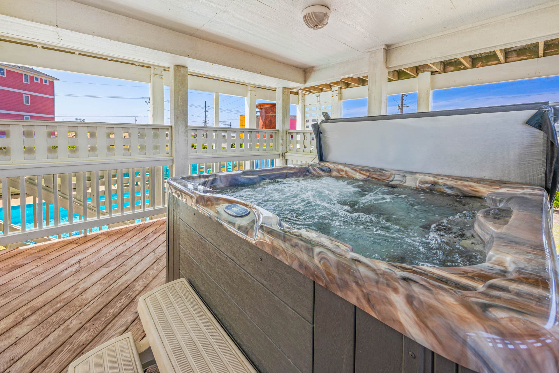 Surf Or Sound Realty 504 Sunny Shores Hot Tub 2