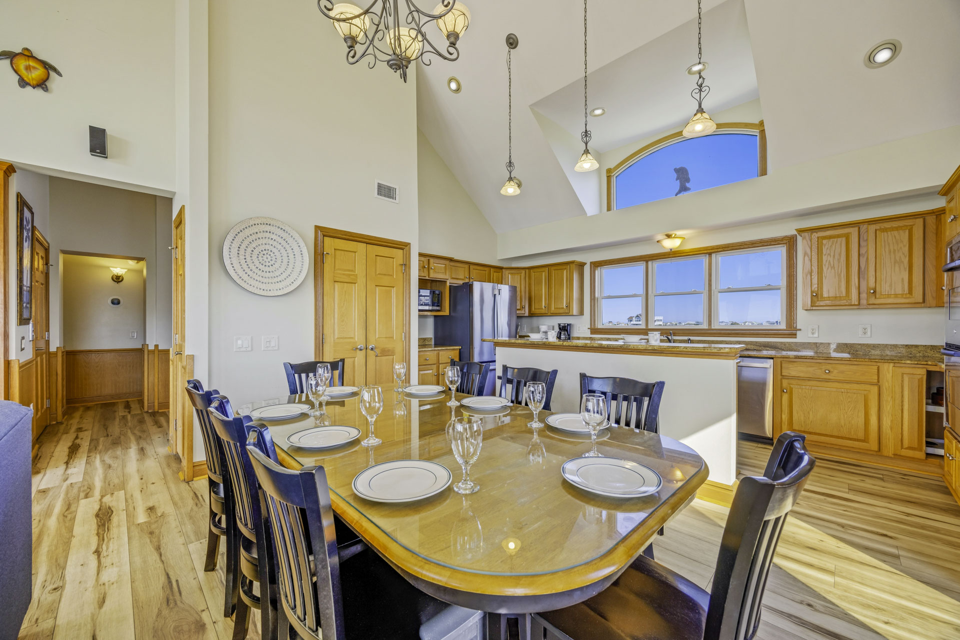 Surf Or Sound Realty 973 Bay Breeze Dining Area 4