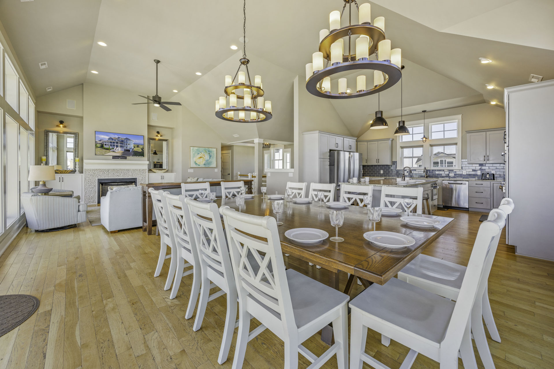 Surf Or Sound Realty 866 Wa Hoo Hatteras Dining Area 2