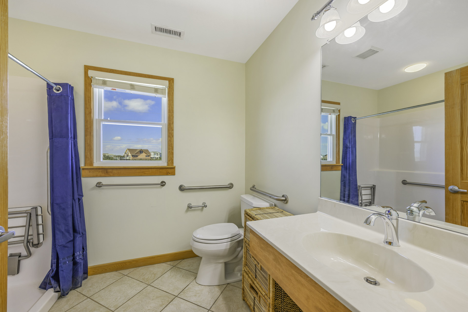 Surf Or Sound Realty 725 Sea Winds Bedroom 2 3