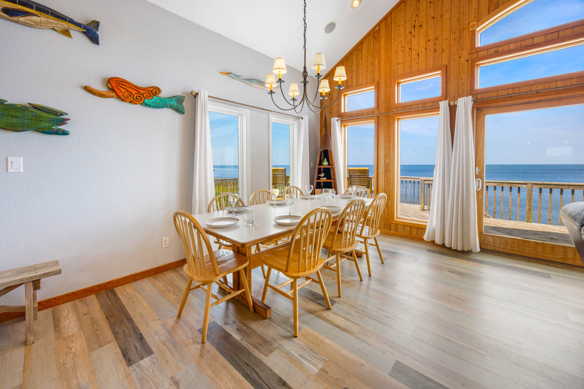 Surf Or Sound Realty 235 Sounds Good Dining Area 2