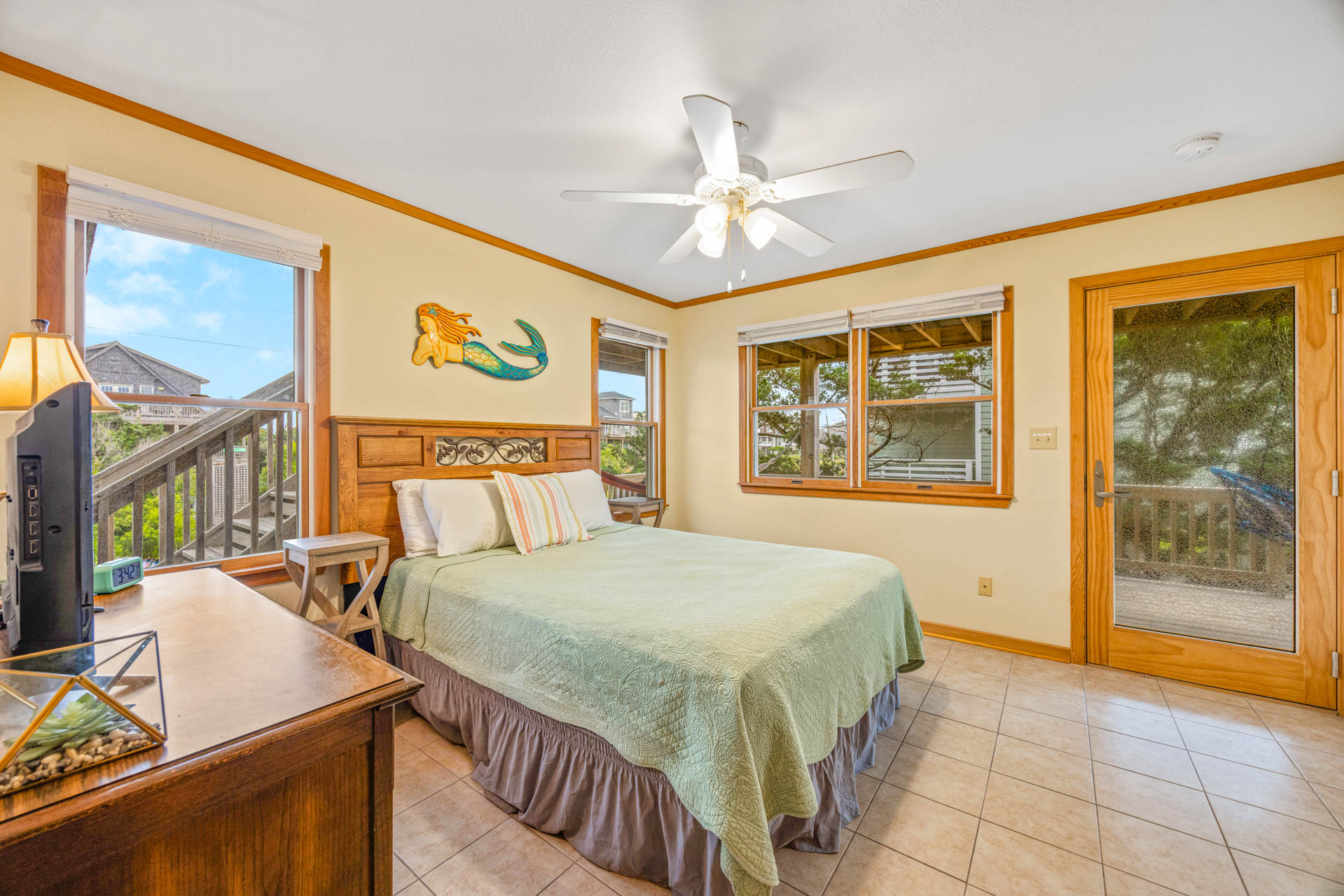 Surf Or Sound Realty 1216 Seaglasses Bedroom 2 1