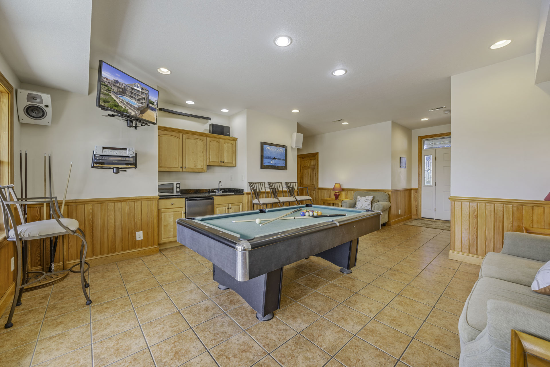 Surf Or Sound Realty 368 Sea Whisper Game Room 3