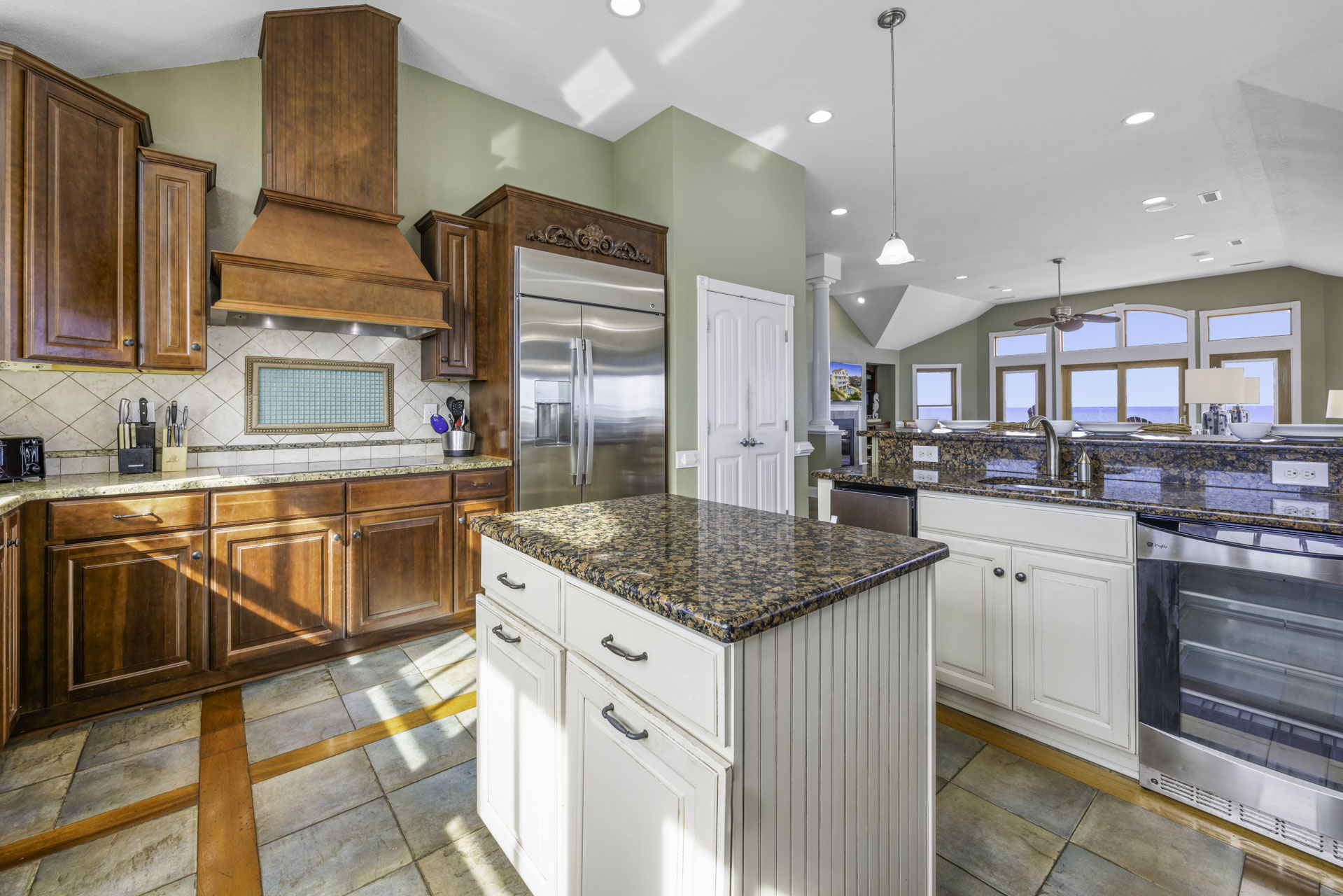 Surf Or Sound Realty 683 Rising Sun Kitchen 5