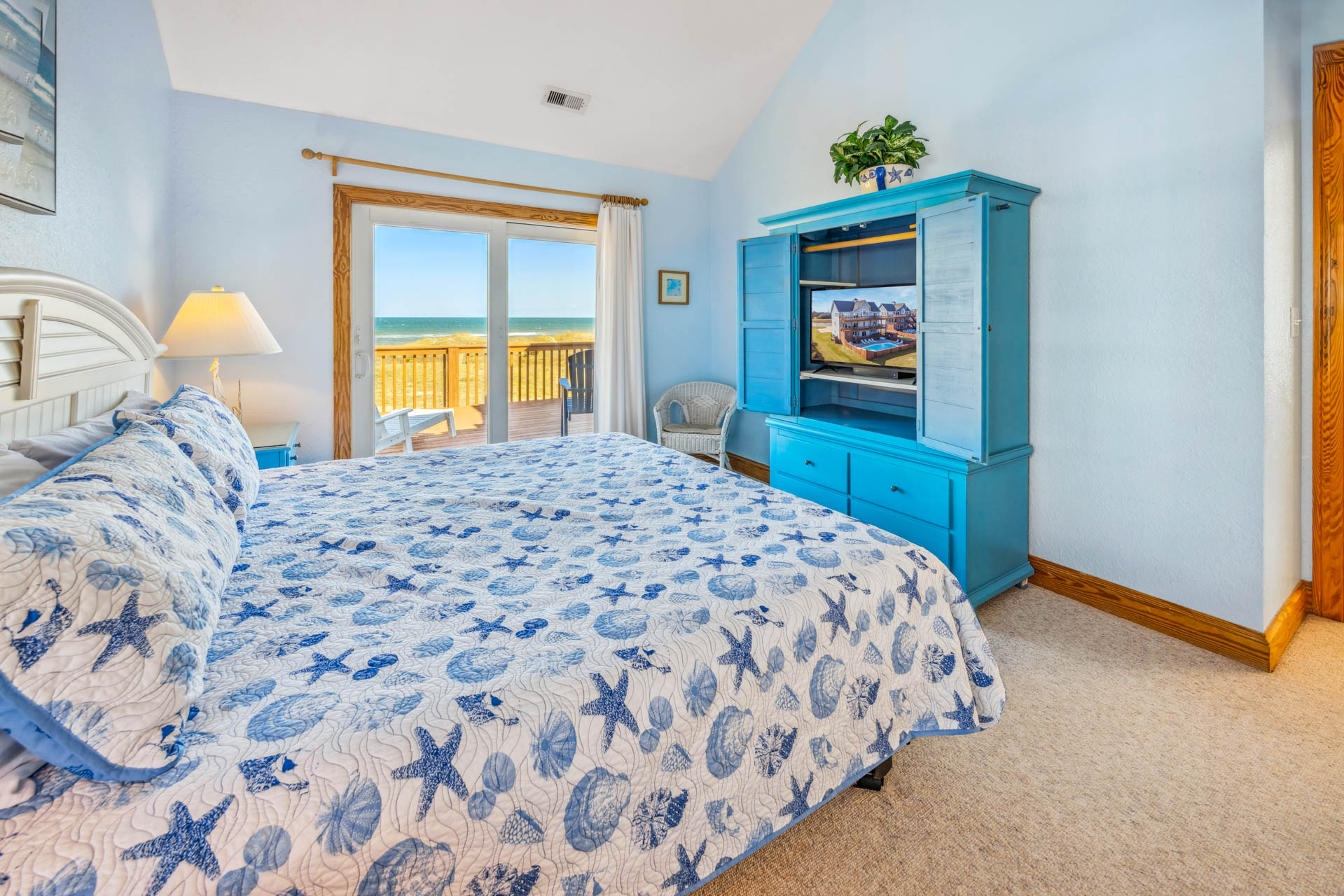 Surf Or Sound Realty 253 Captain Beck's Bedroom 1 2