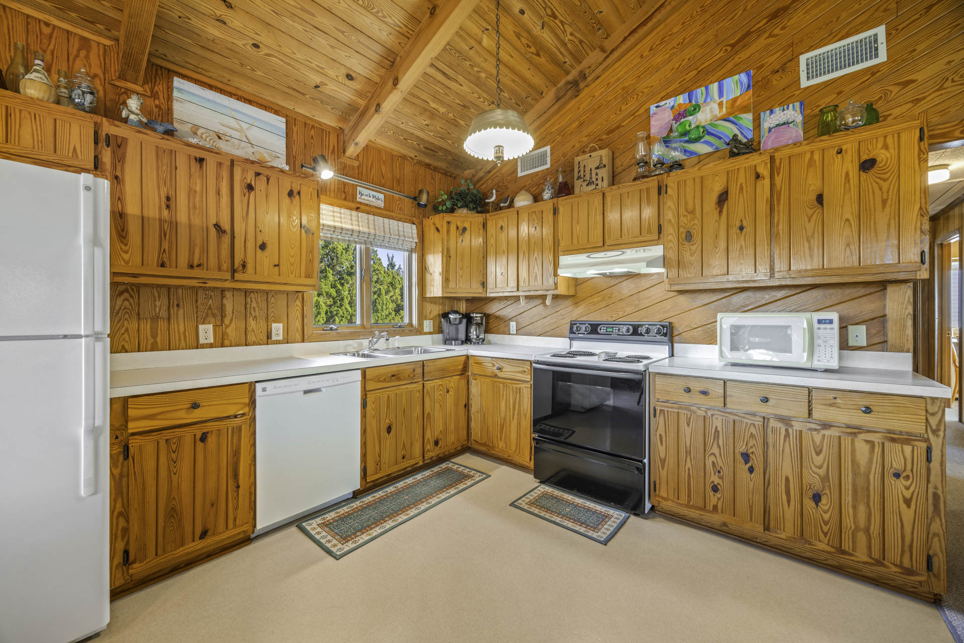 Surf Or Sound Realty 939 Drifter's Dock Kitchen 1