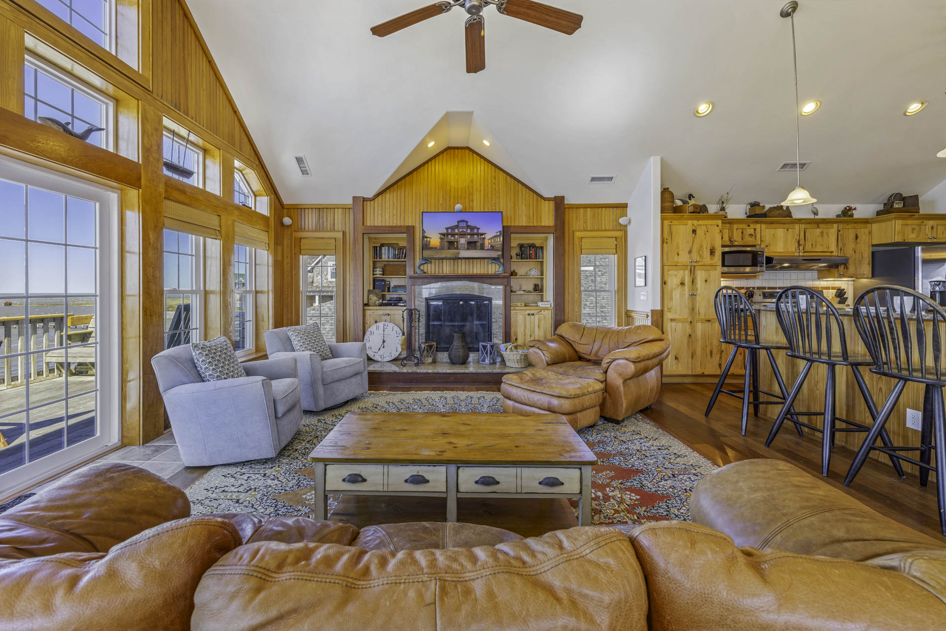 Surf Or Sound Realty 622 Sea Lady II Great Room 2