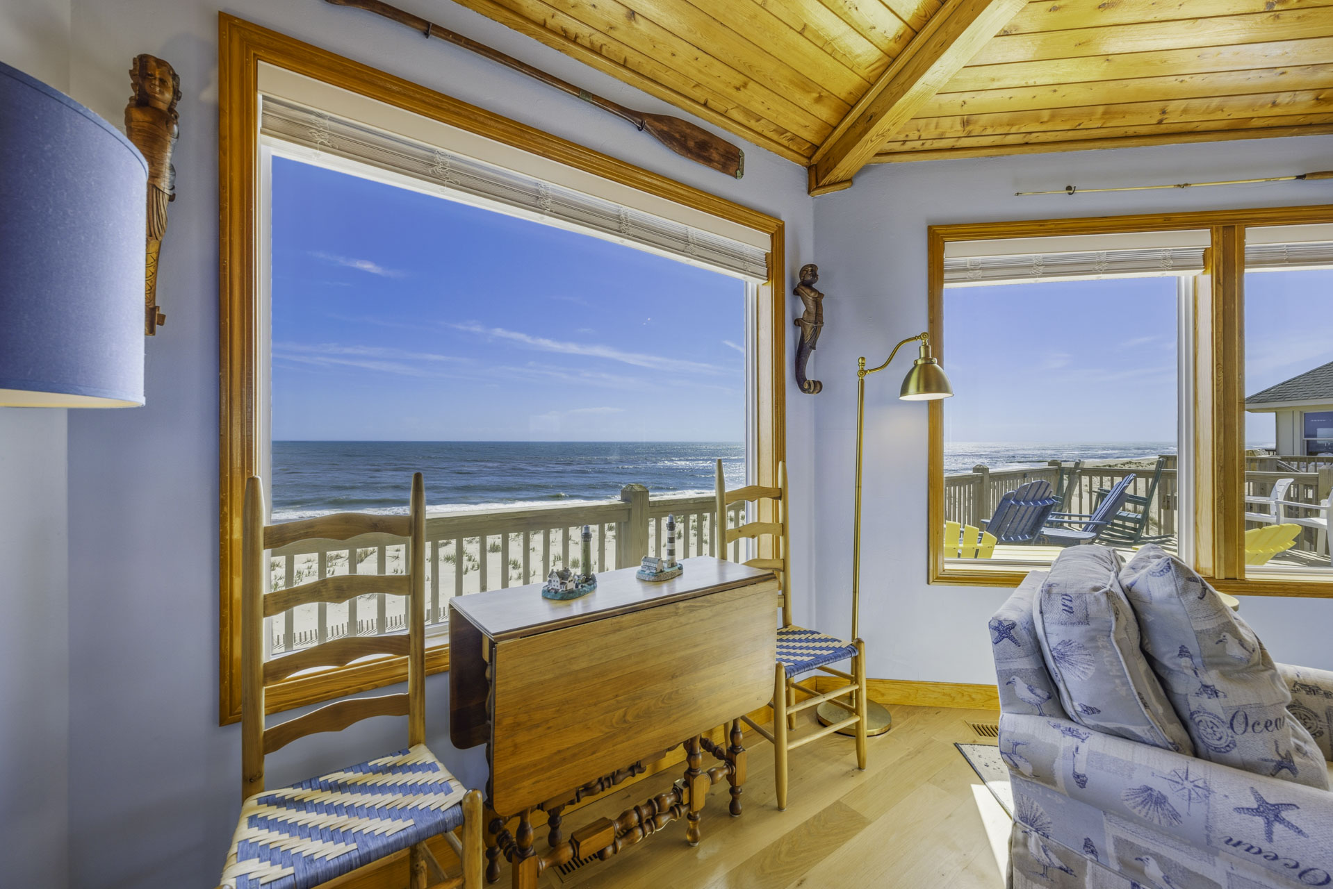 Surf Or Sound Realty 1025 Pflueger's Lure Great Room 6