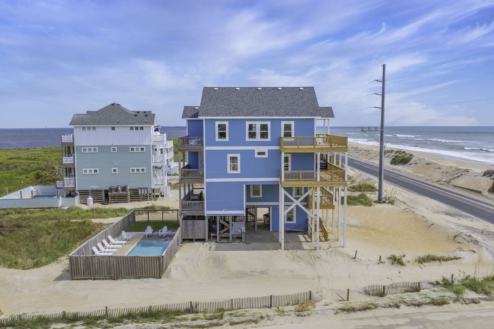 Surf Or Sound Realty 1070 Hatteras Comfort Exterior 9