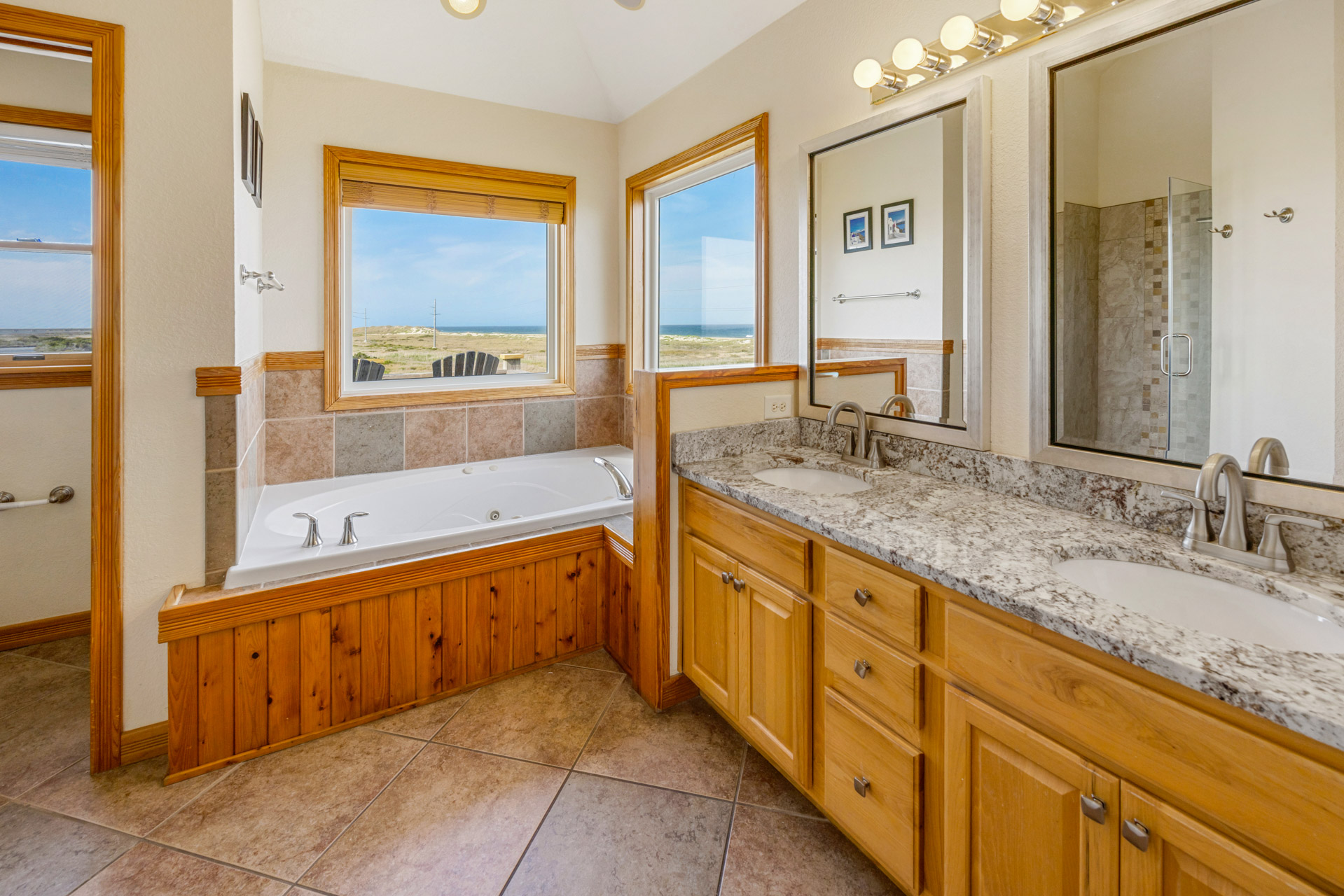 Surf Or Sound Realty 416 Bella Vista Bedroom 1 3