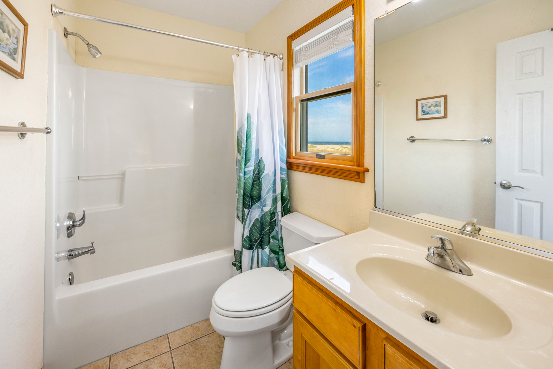 Surf Or Sound Realty 416 Bella Vista Bedroom 6 3