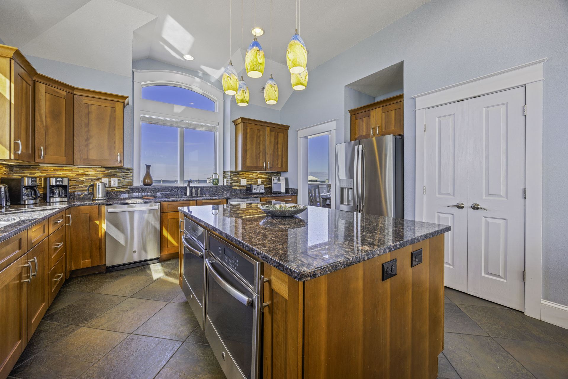 Surf Or Sound Realty 803 Chicken By The Sea Kitchen 3