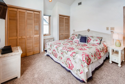 Surf Or Sound Realty Keep Dreamin 401 Bedroom 1 (1) 3333627