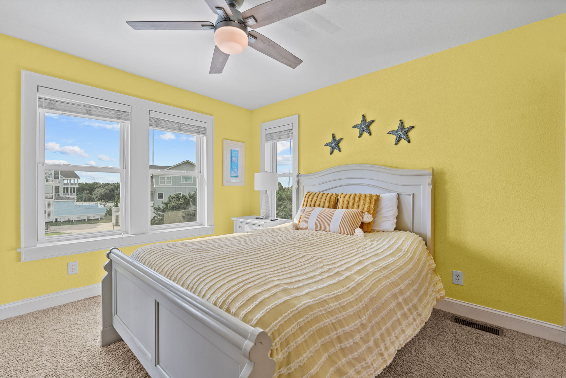 Surf Or Sound Realty 1138 The Parrot Head Inn Bedroom 5 1 3376060