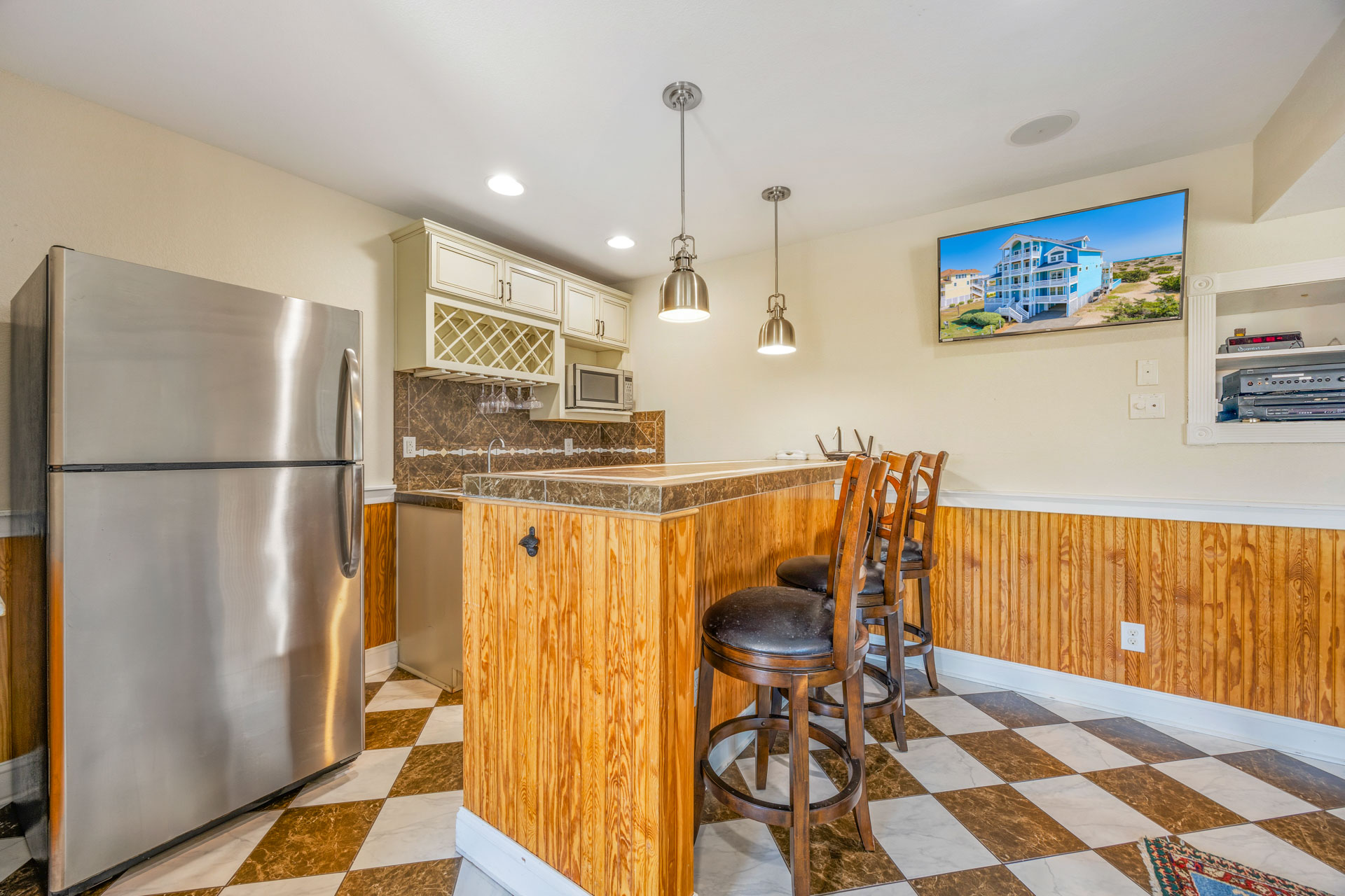 Surf Or Sound Realty 684 Moonshine Game Room 4