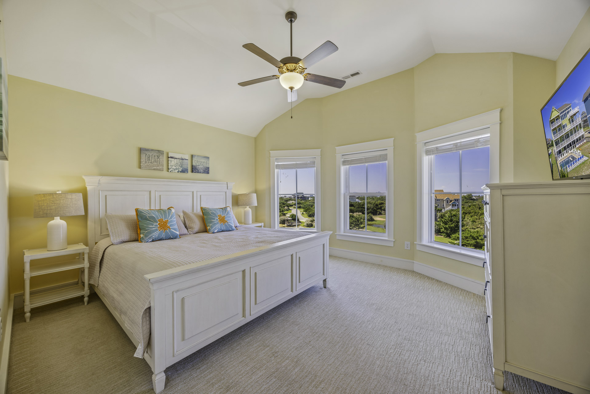 Surf Or Sound Realty 836 Hatteras Grander Bedroom 3 1