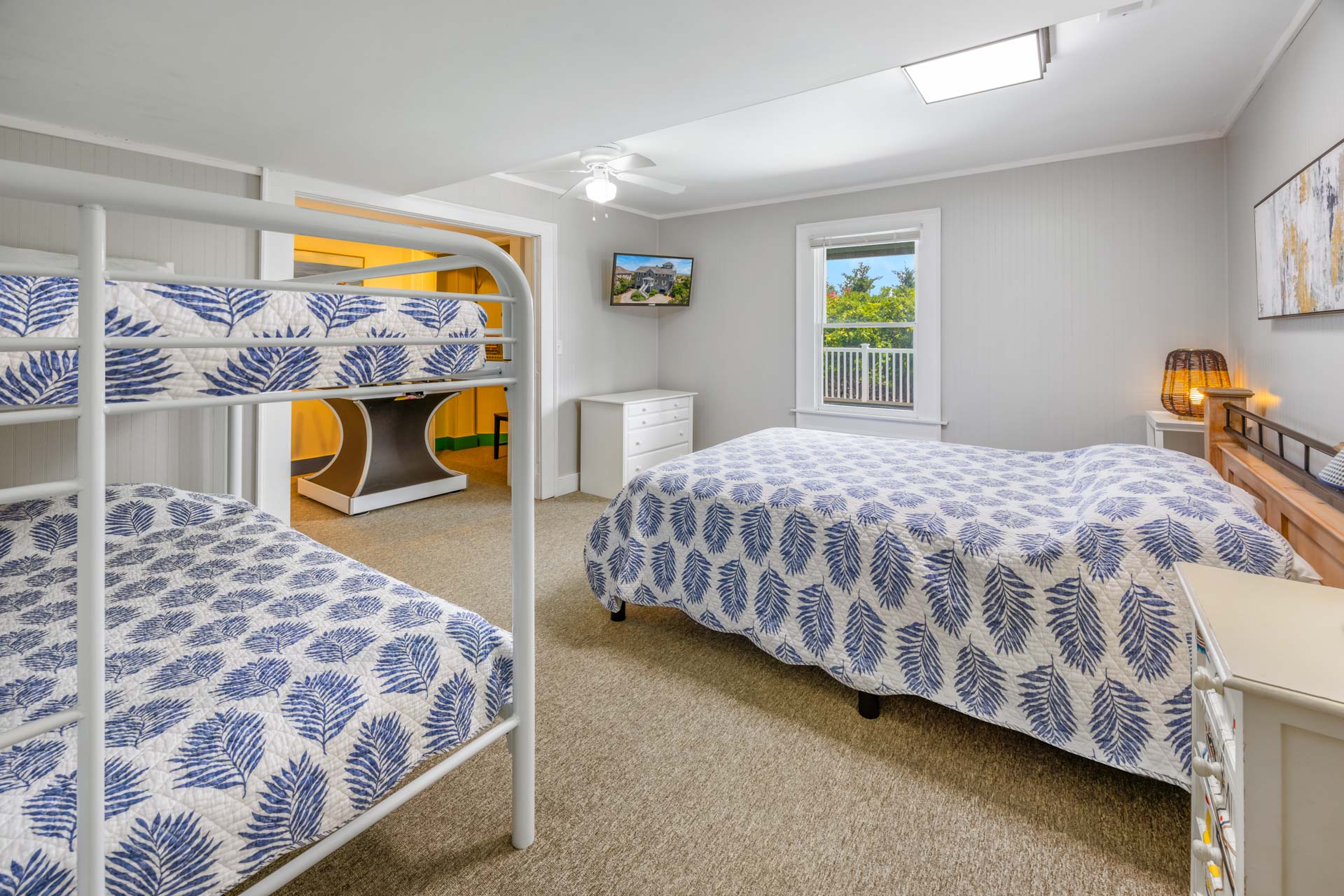 Surf Or Sound Realty 1040 Dolphin's Watch Bedroom 6 1