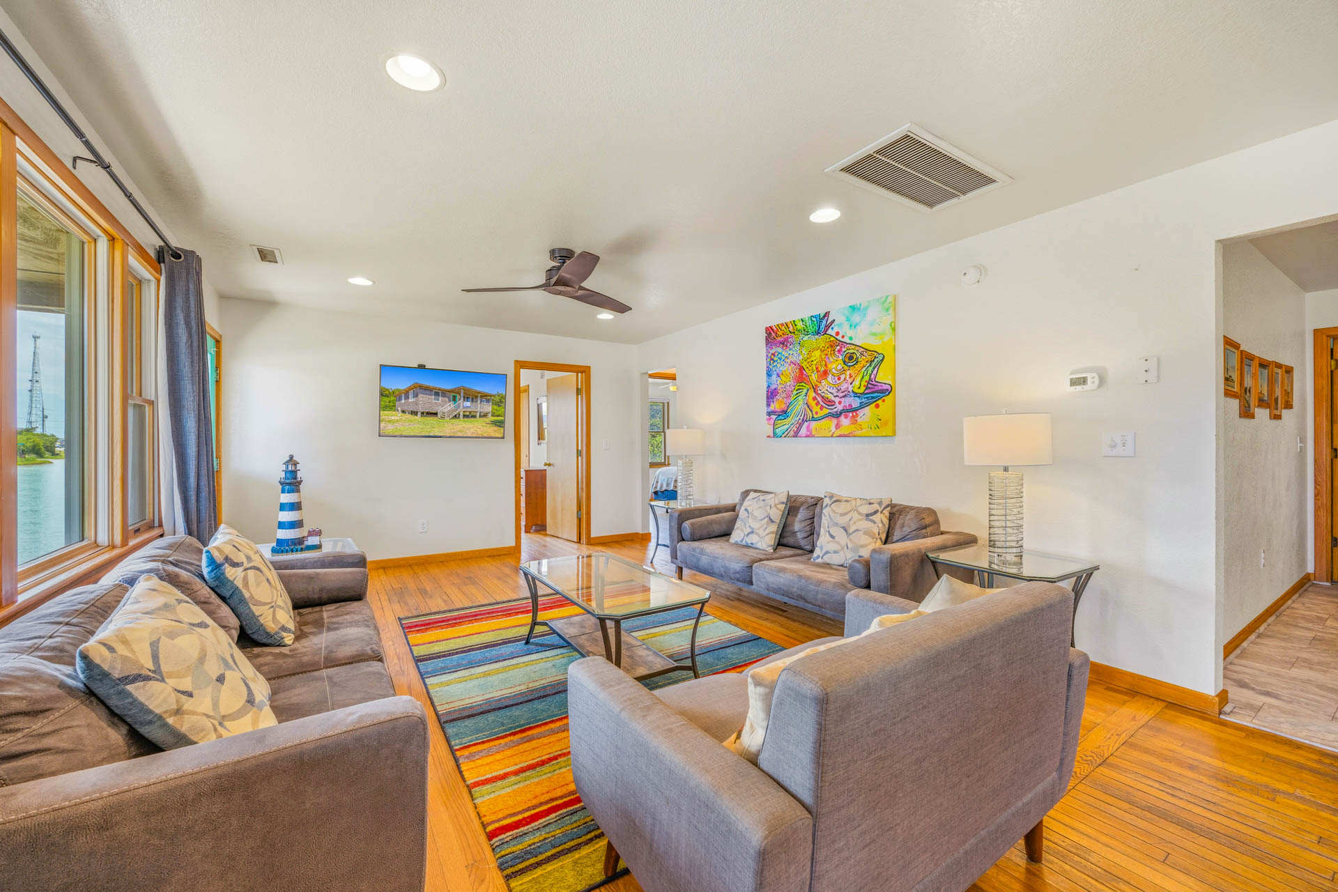 Surf Or Sound Realty 171 Boreas Great Room 4