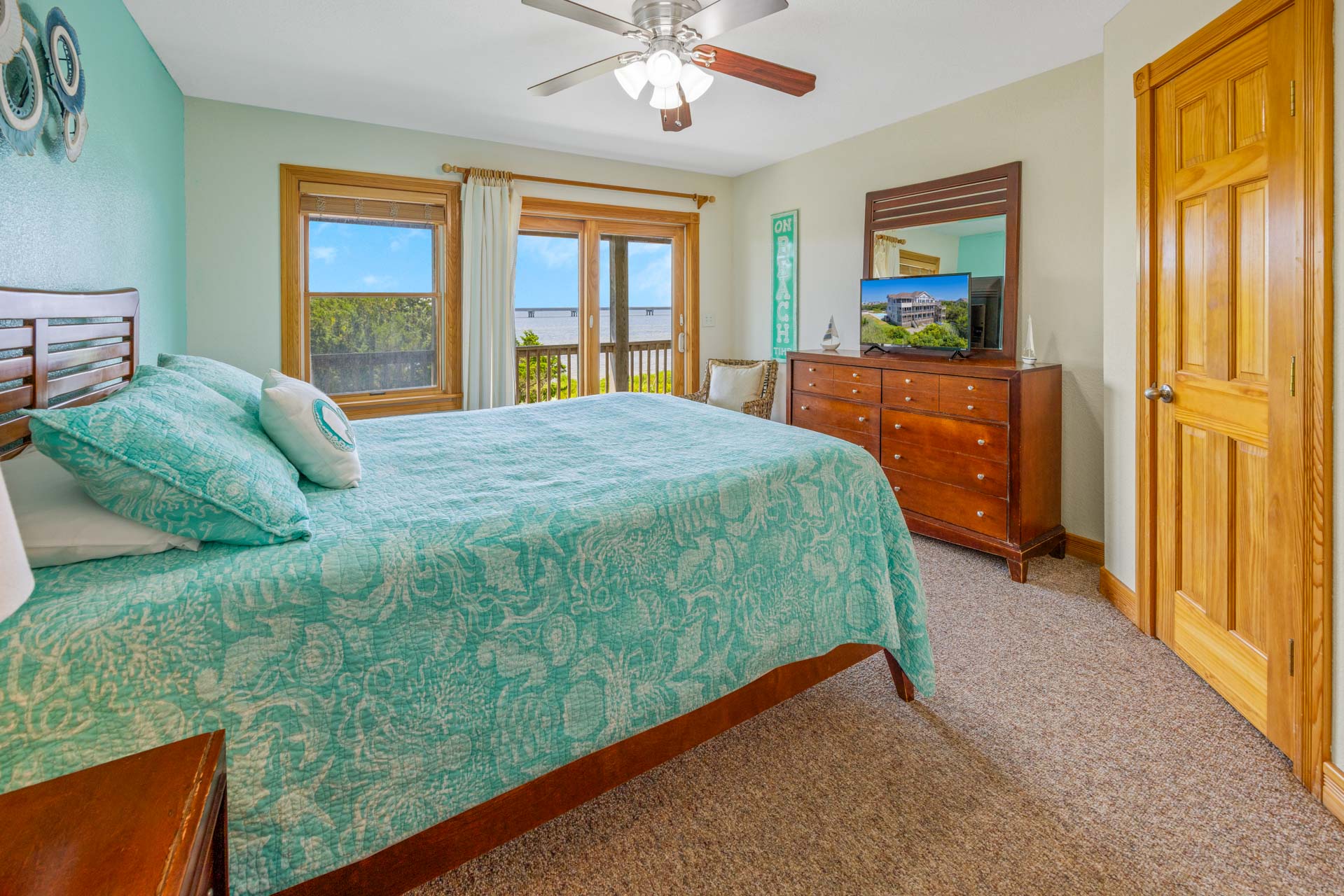 Surf Or Sound Realty 566 La Familia Bedroom 3 1