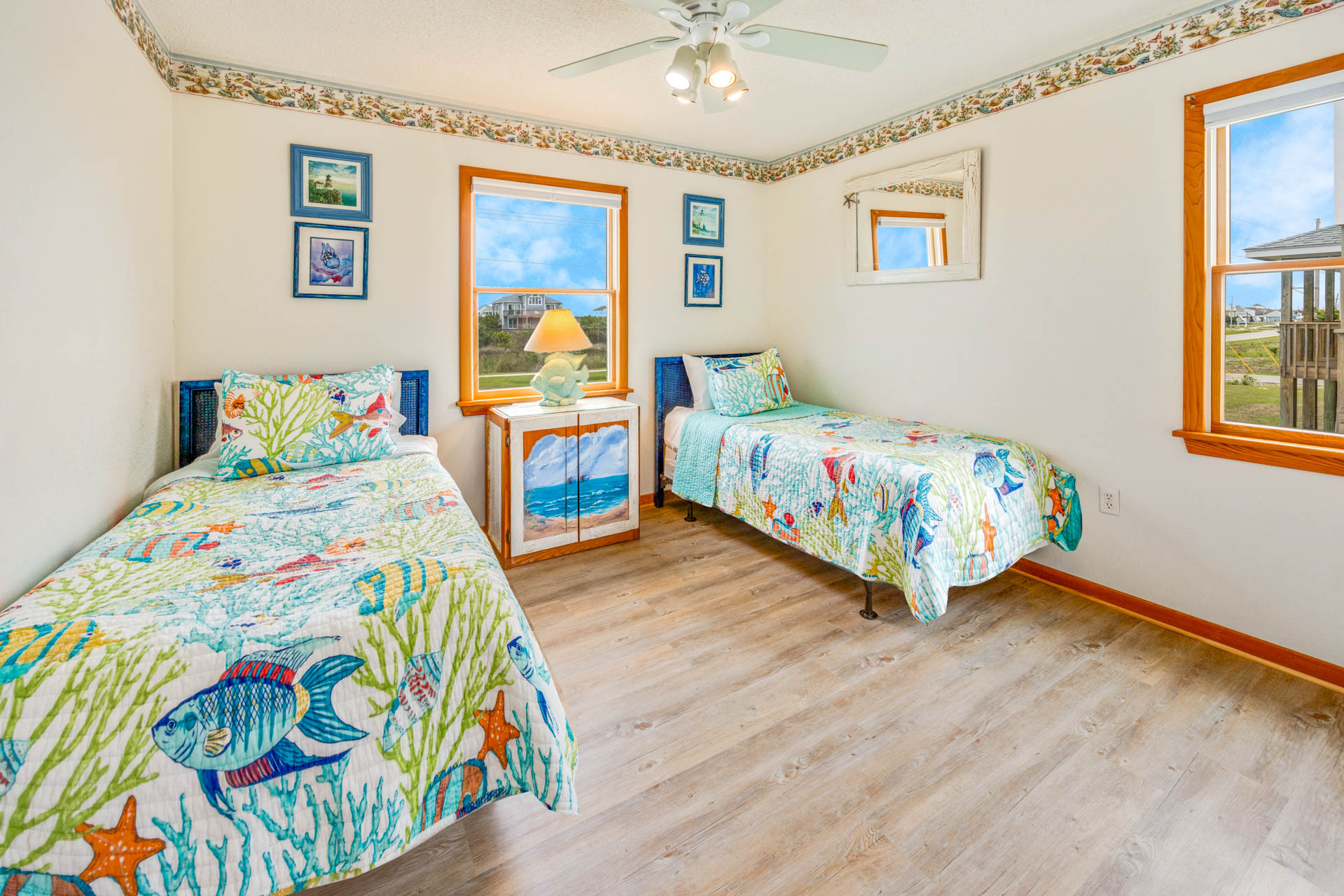Surf Or Sound Realty 1194 Carolina Girl Bedroom 6