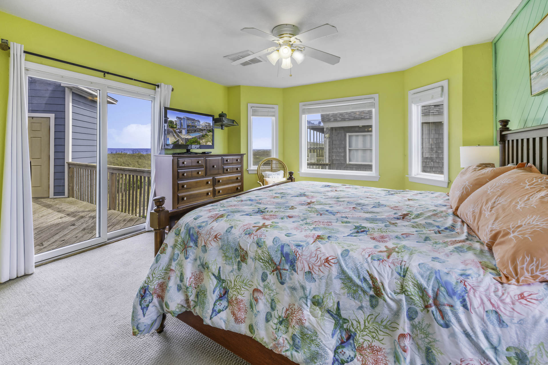 Surf Or Sound Realty 281 Paradise Found Bedroom 1 2