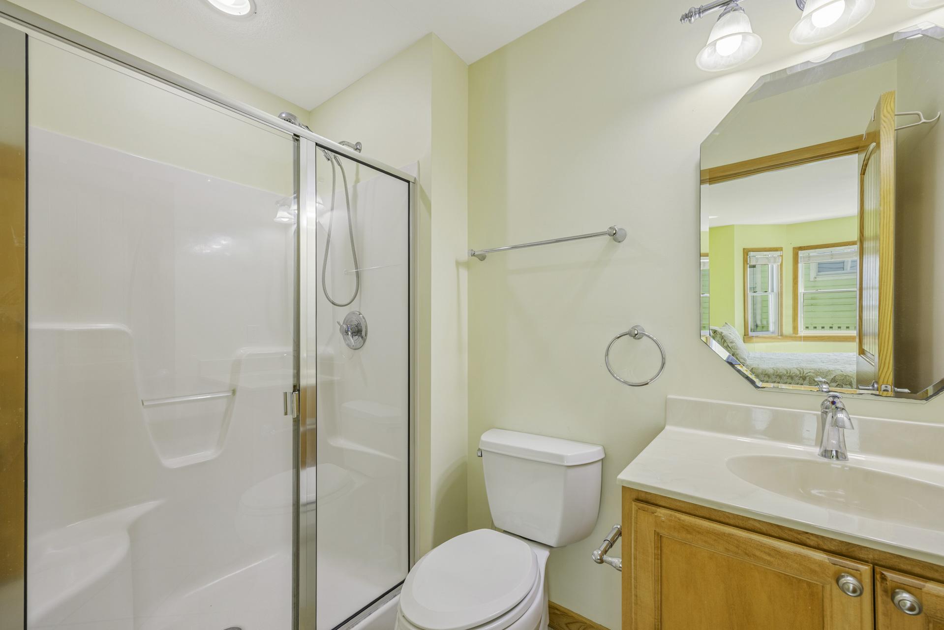 Surf Or Sound Realty 725 Sea Winds Bedroom 4 2