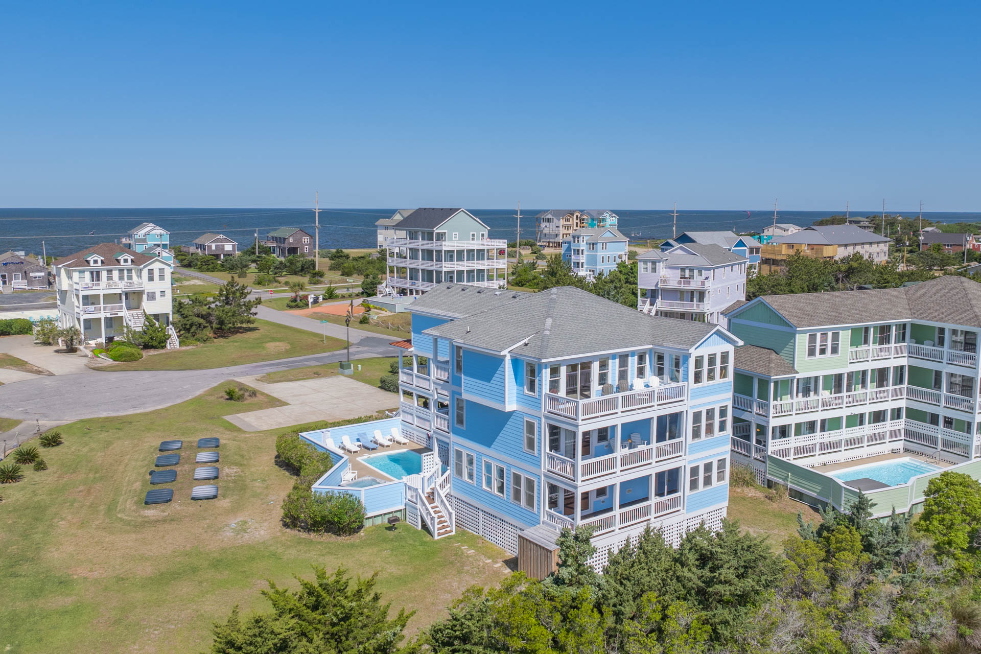 Tropical Paradise - #595 | Surf or Sound