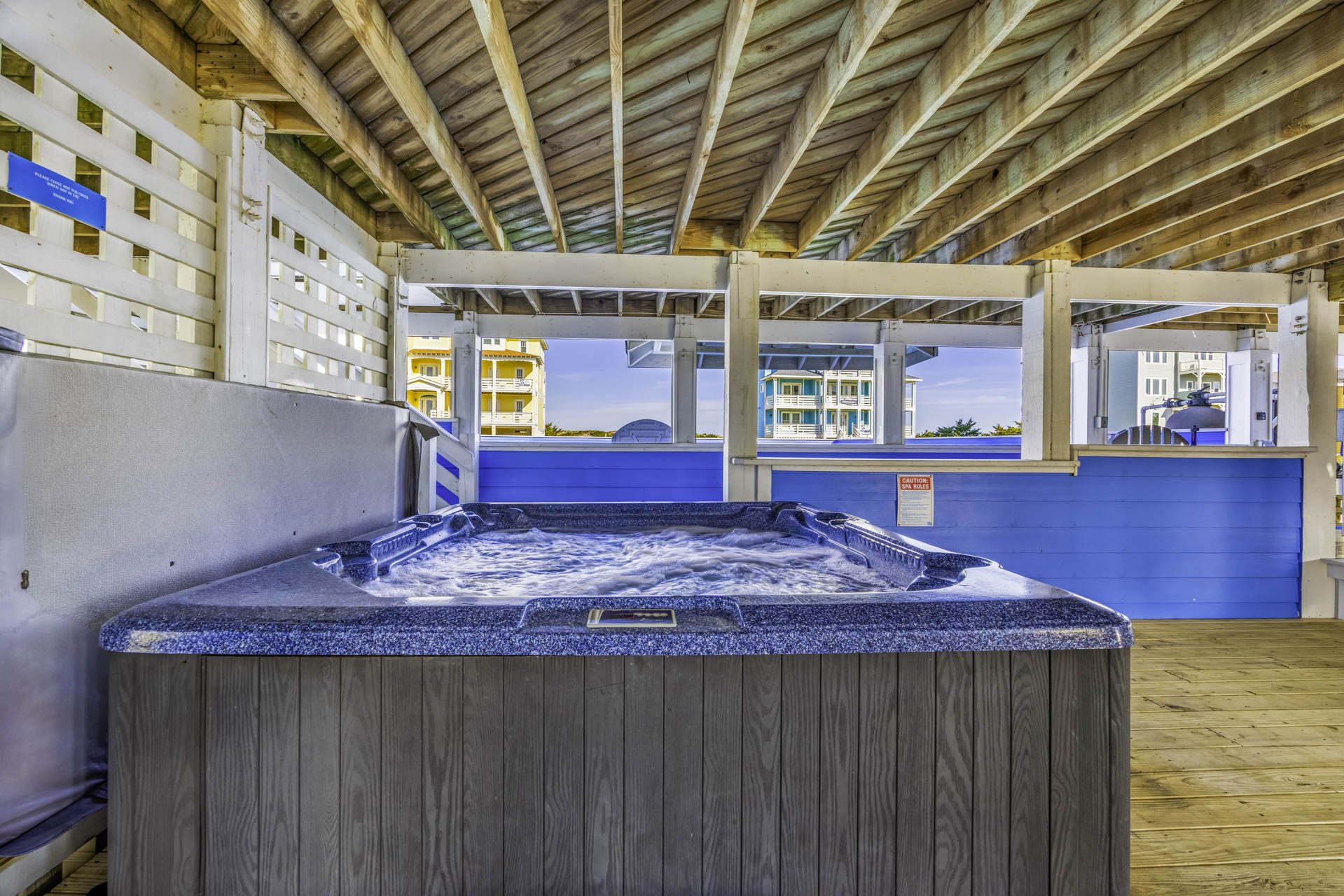 Surf Or Sound Realty 564 High Seas Hot Tub