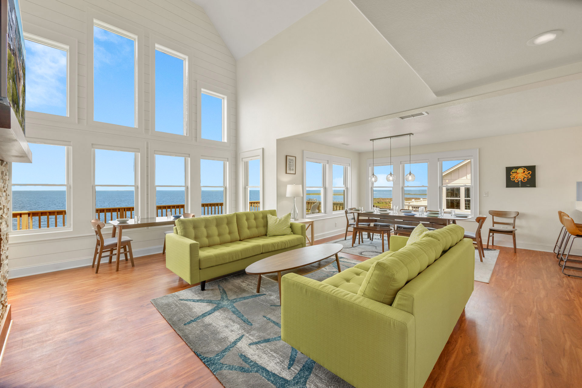Surf Or Sound Realty 1176 Ghost Crab 05 10 Great Room 1