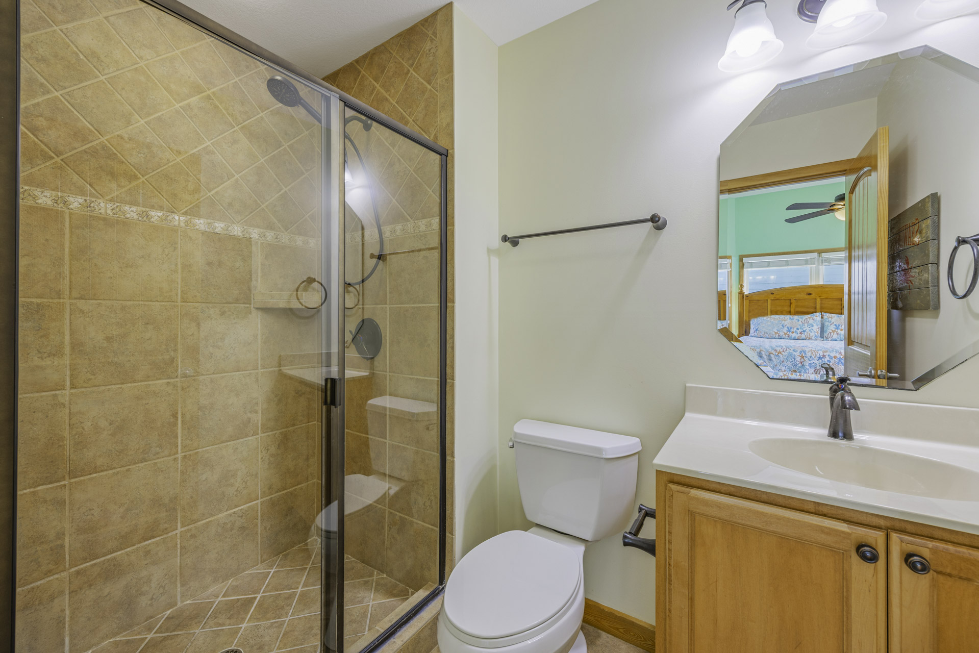 Surf Or Sound Realty 725 Sea Winds Bedroom 1 3