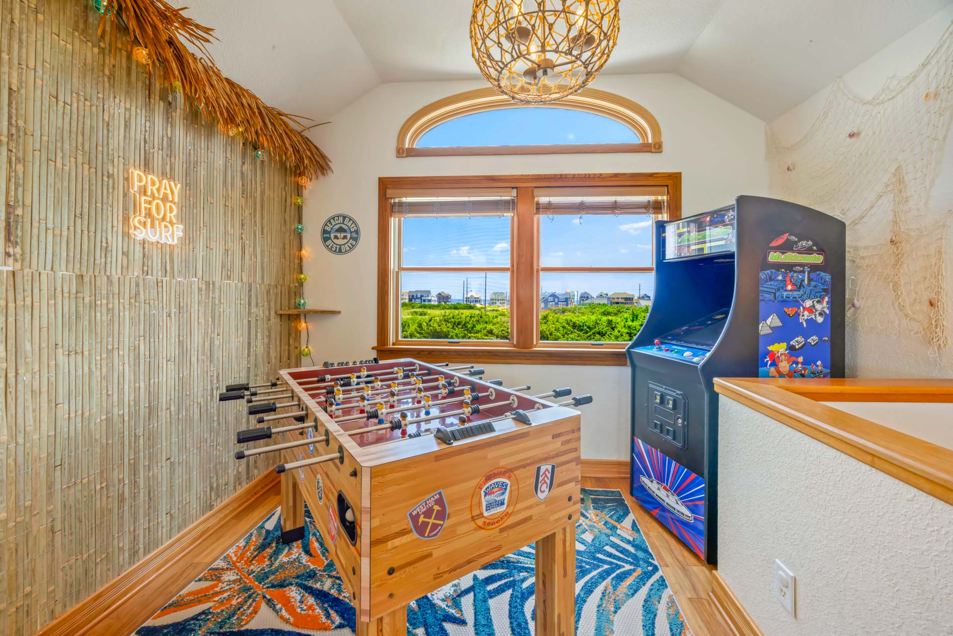 Surf Or Sound Realty 566 La Familia Media Room