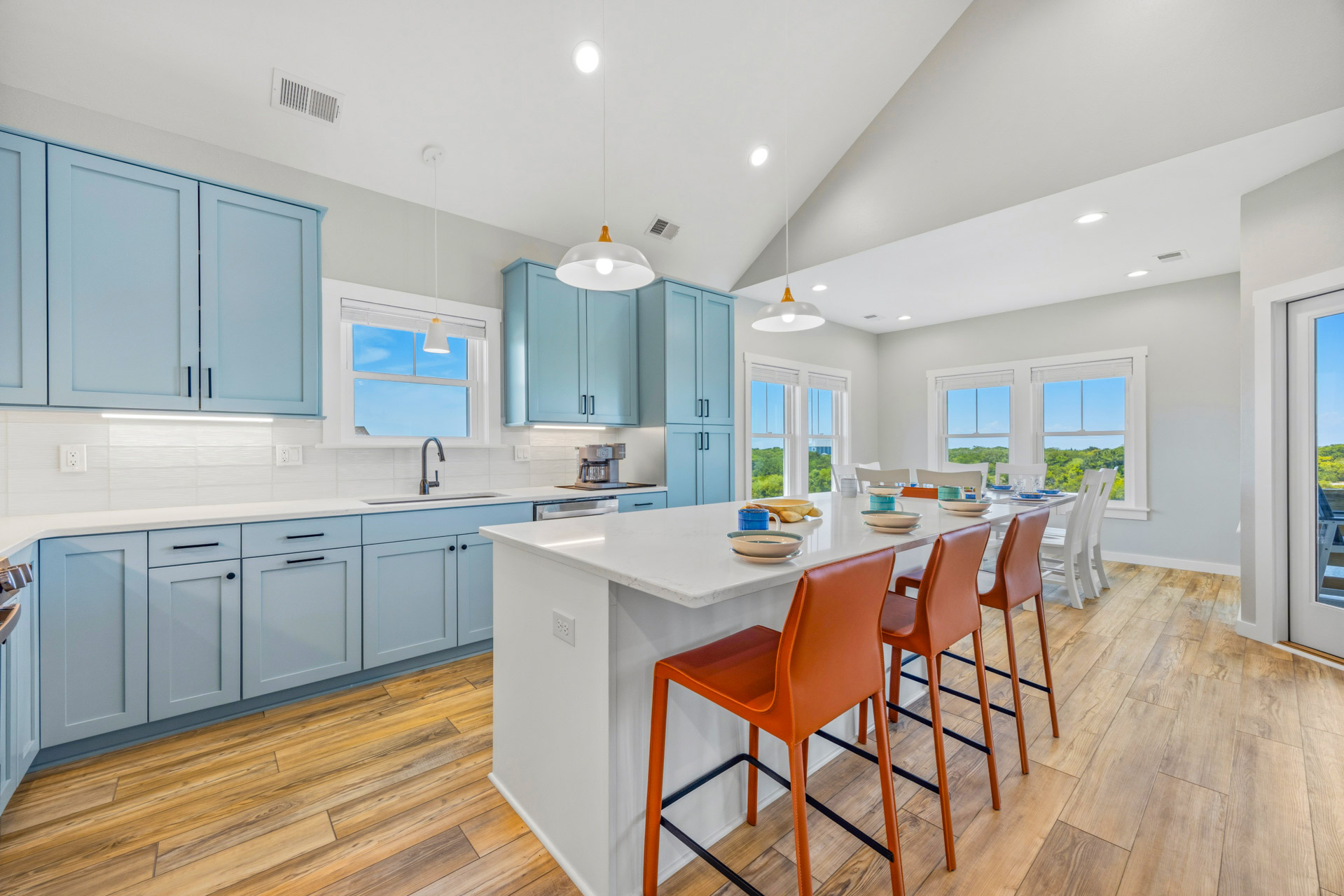 Surf Or Sound Realty 1234 Turtle Watch Kitchen 3