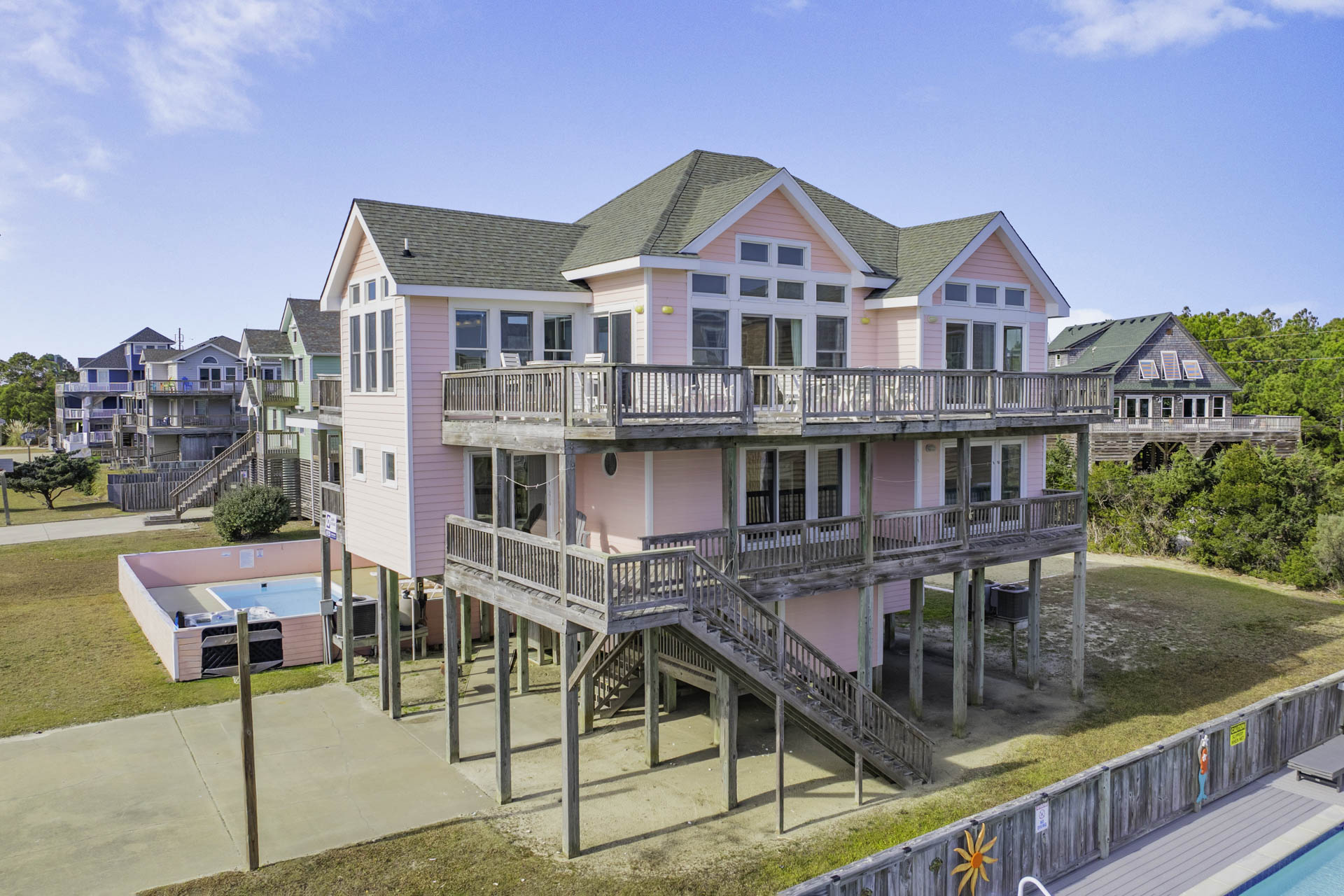 Surf Or Sound Realty 264 Splish Splash Exterior 1