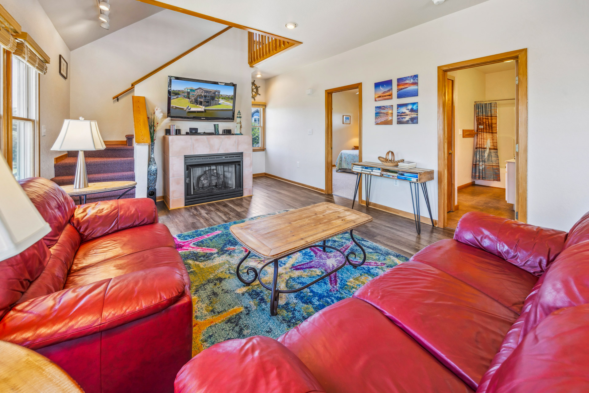 Surf Or Sound Realty 623 Castn Crew Great Room 1
