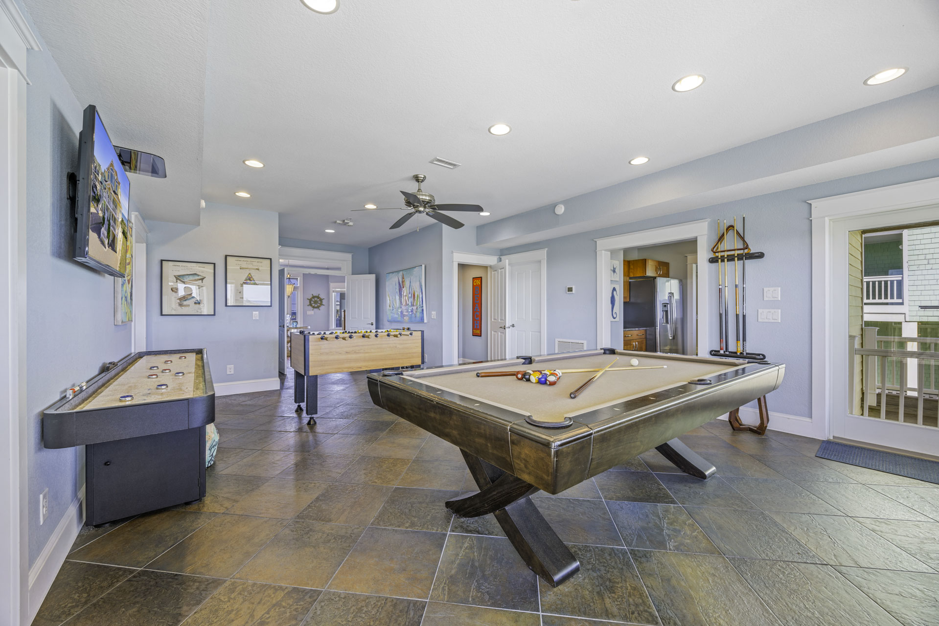 Surf Or Sound Realty 803 Chicken By The Sea Game Room 2