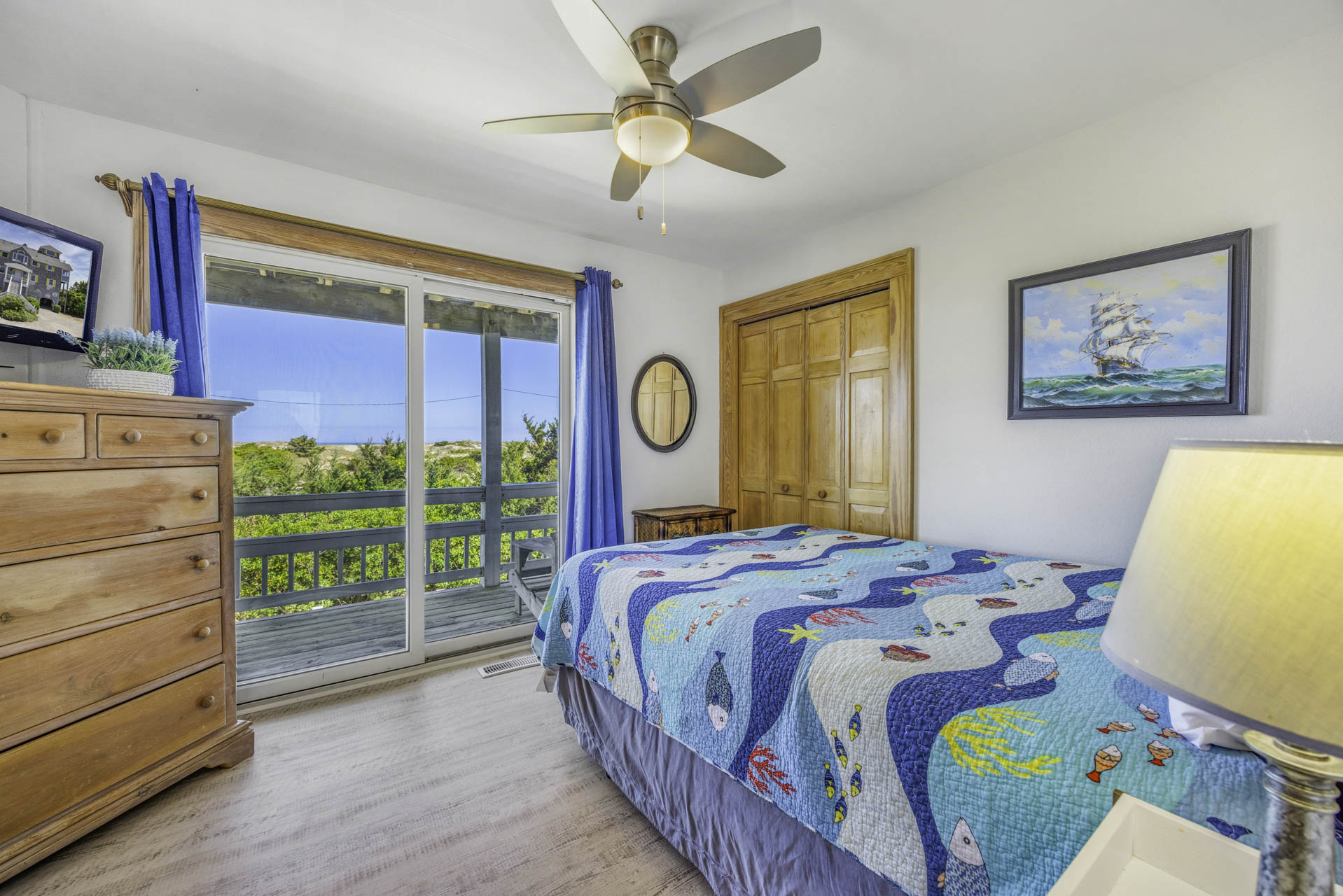 Surf Or Sound Realty 1040 Dolphins Watch Bedroom 4 2