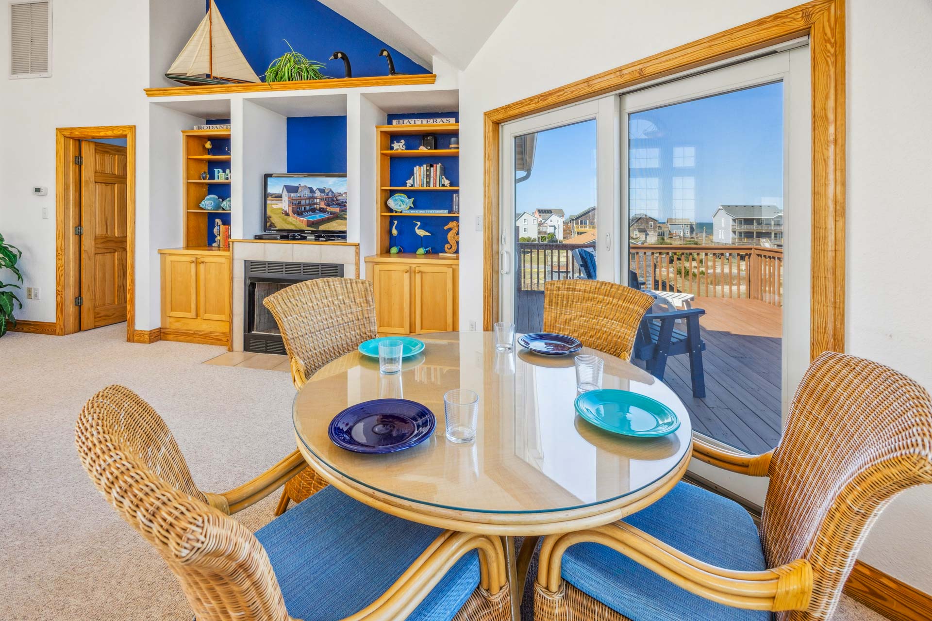 Surf Or Sound Realty 253 Captain Beck's Great Room 5