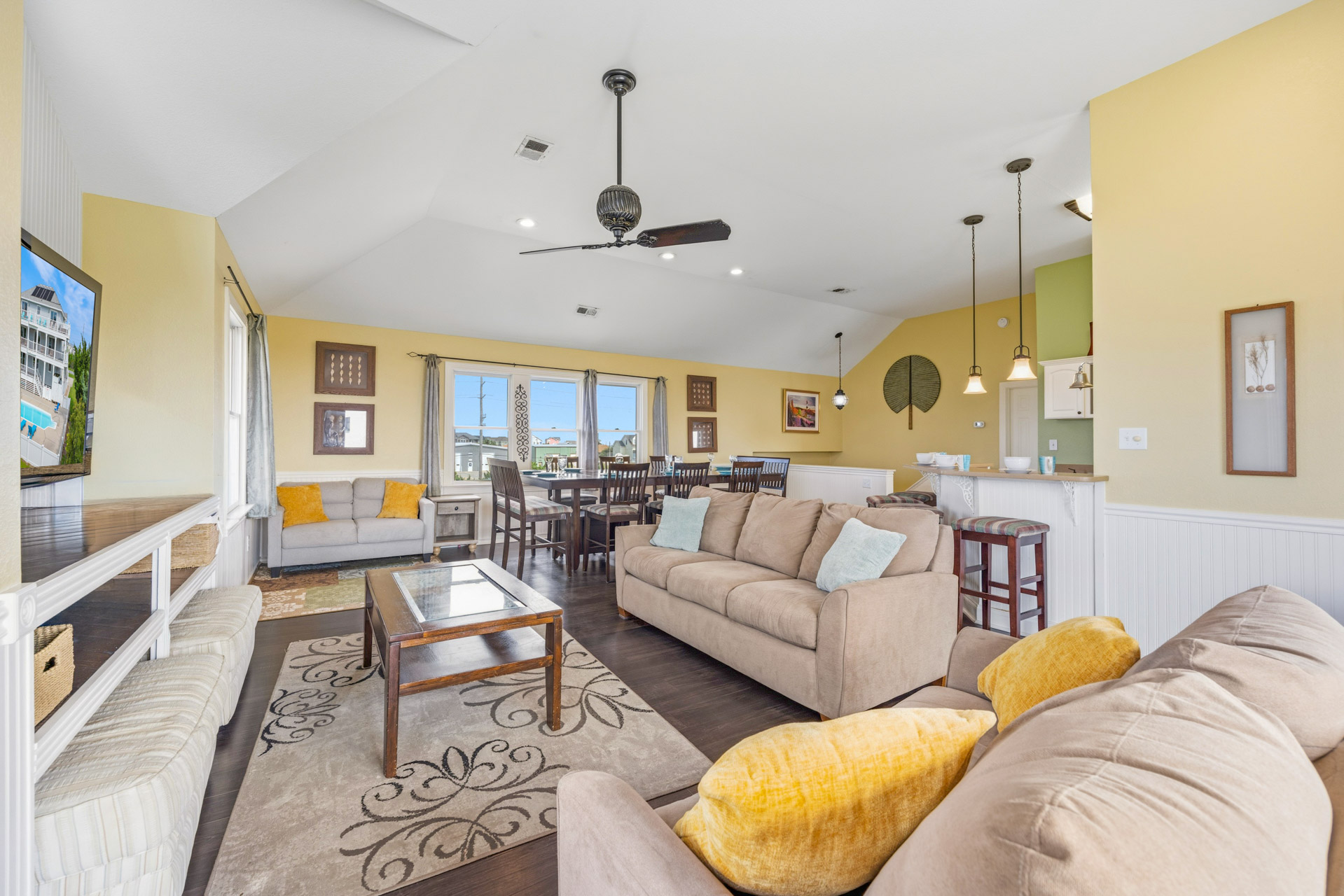 Surf Or Sound Realty 926 Dreamer's Landing Great Room 4