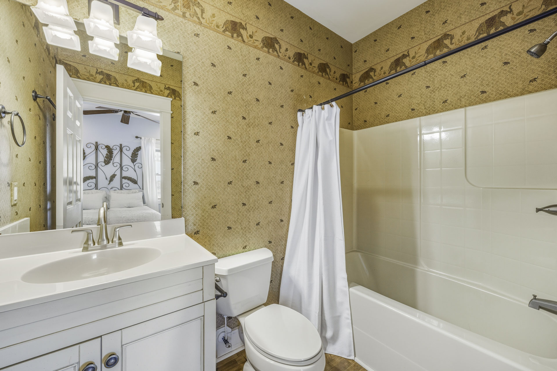 Surf Or Sound Realty 1156 Lemonade Bedroom 7 3