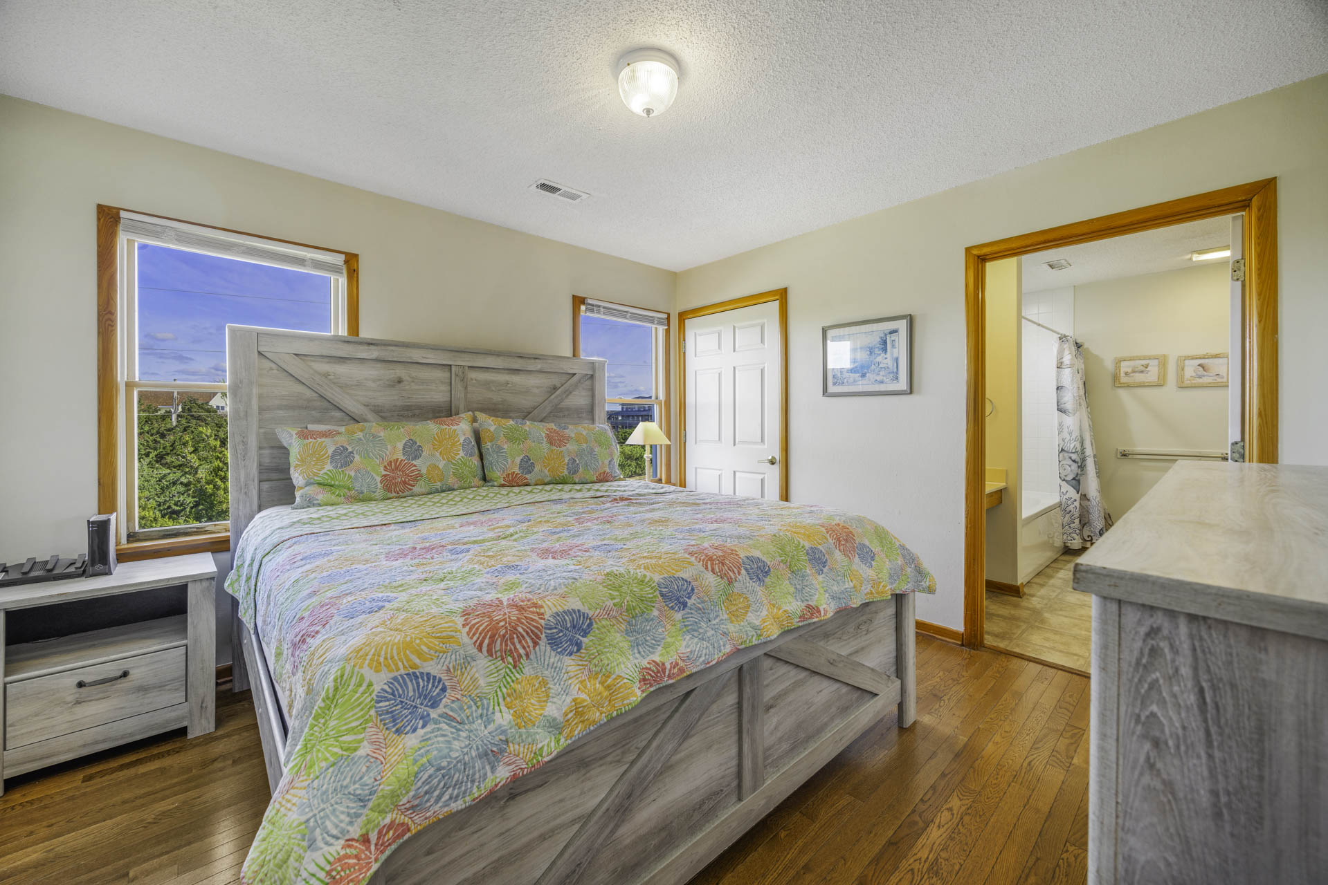 Surf Or Sound Realty 753 Longview Bedroom 1 1