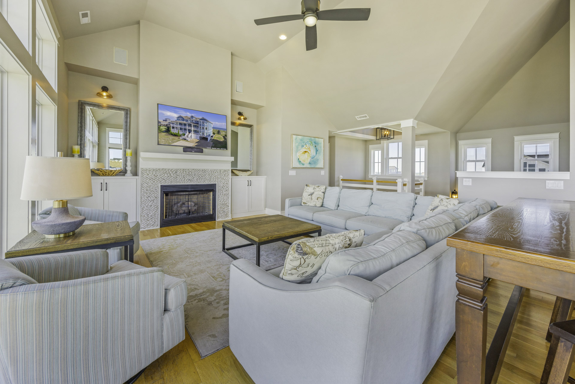 Surf Or Sound Realty 866 Wa Hoo Hatteras Great Room 1