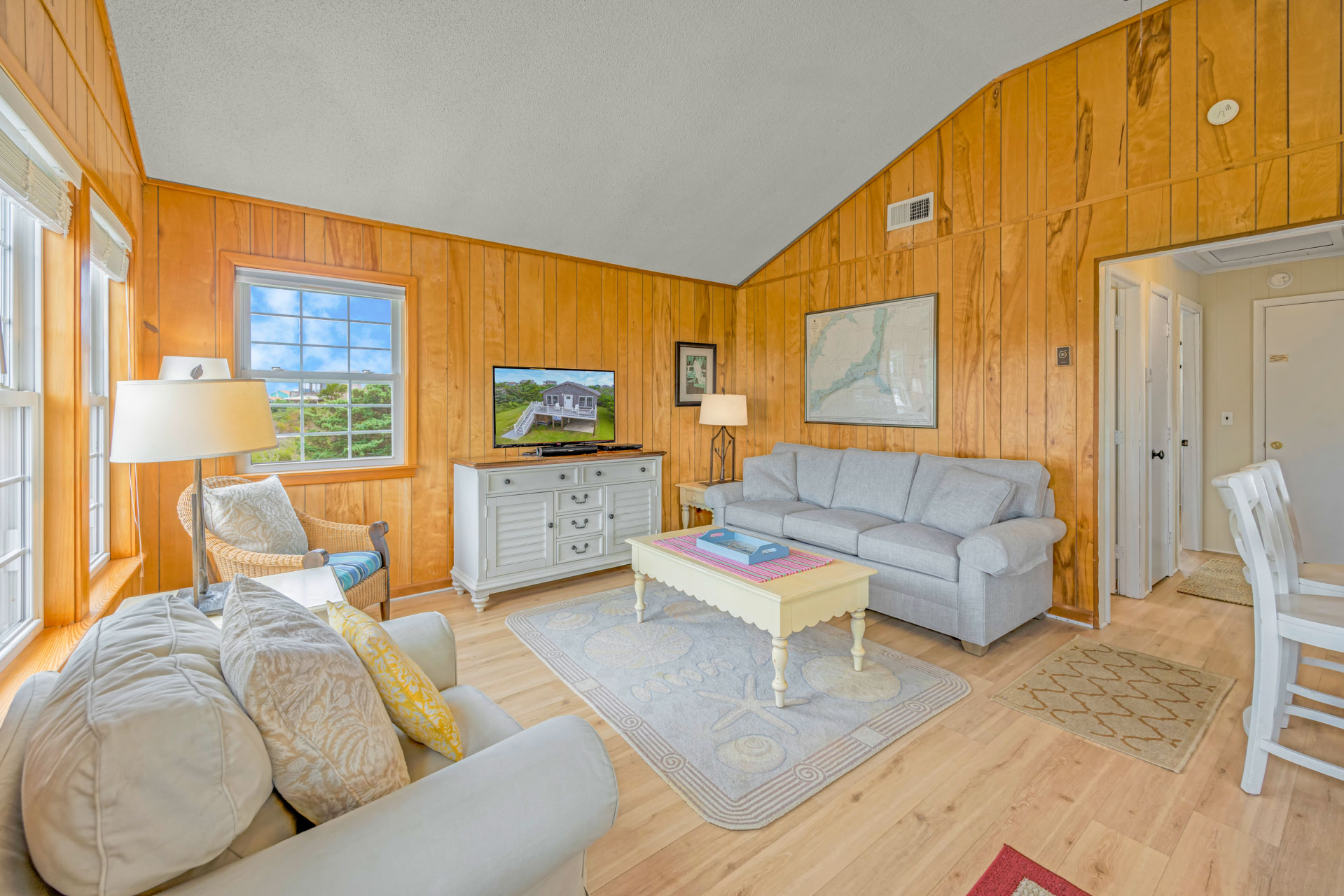 Surf Or Sound Realty 99 Serenity Great Room 3