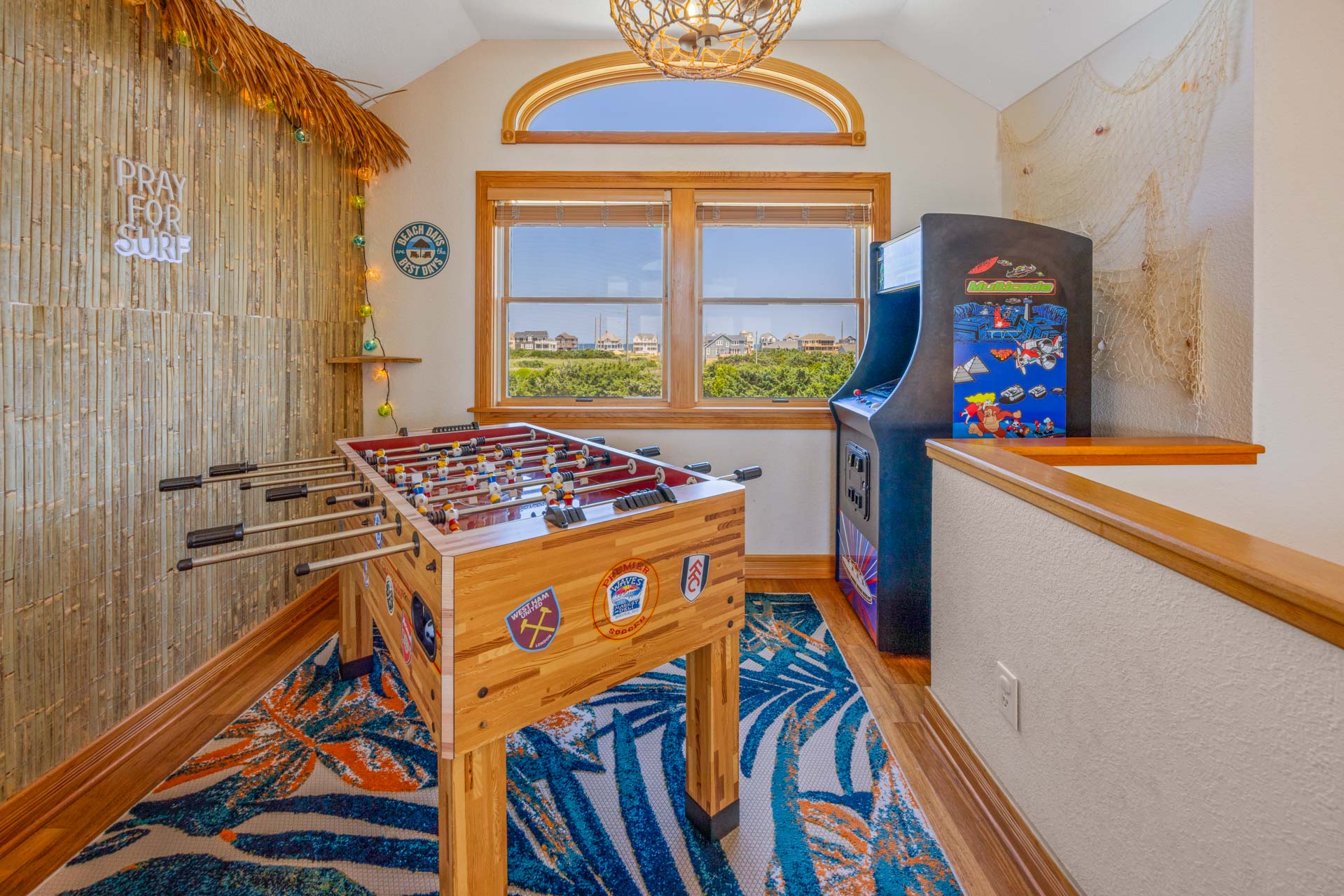 Surf Or Sound Realty 566 La Familia Top Level Game Area